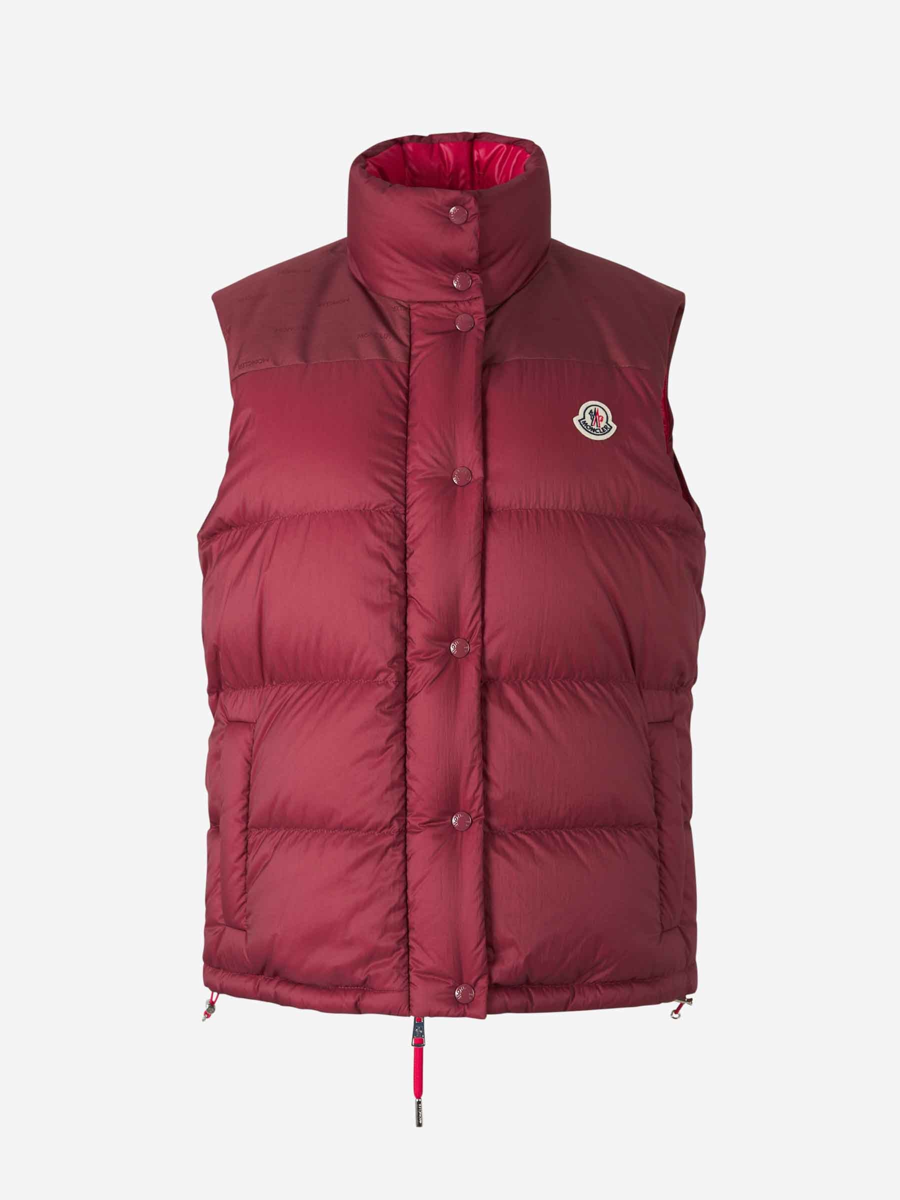Moncler Verone Mujer Barcelona Chaqueta Acolchada Reversible color Burdeos sku 774-000506 02 - Foto 5