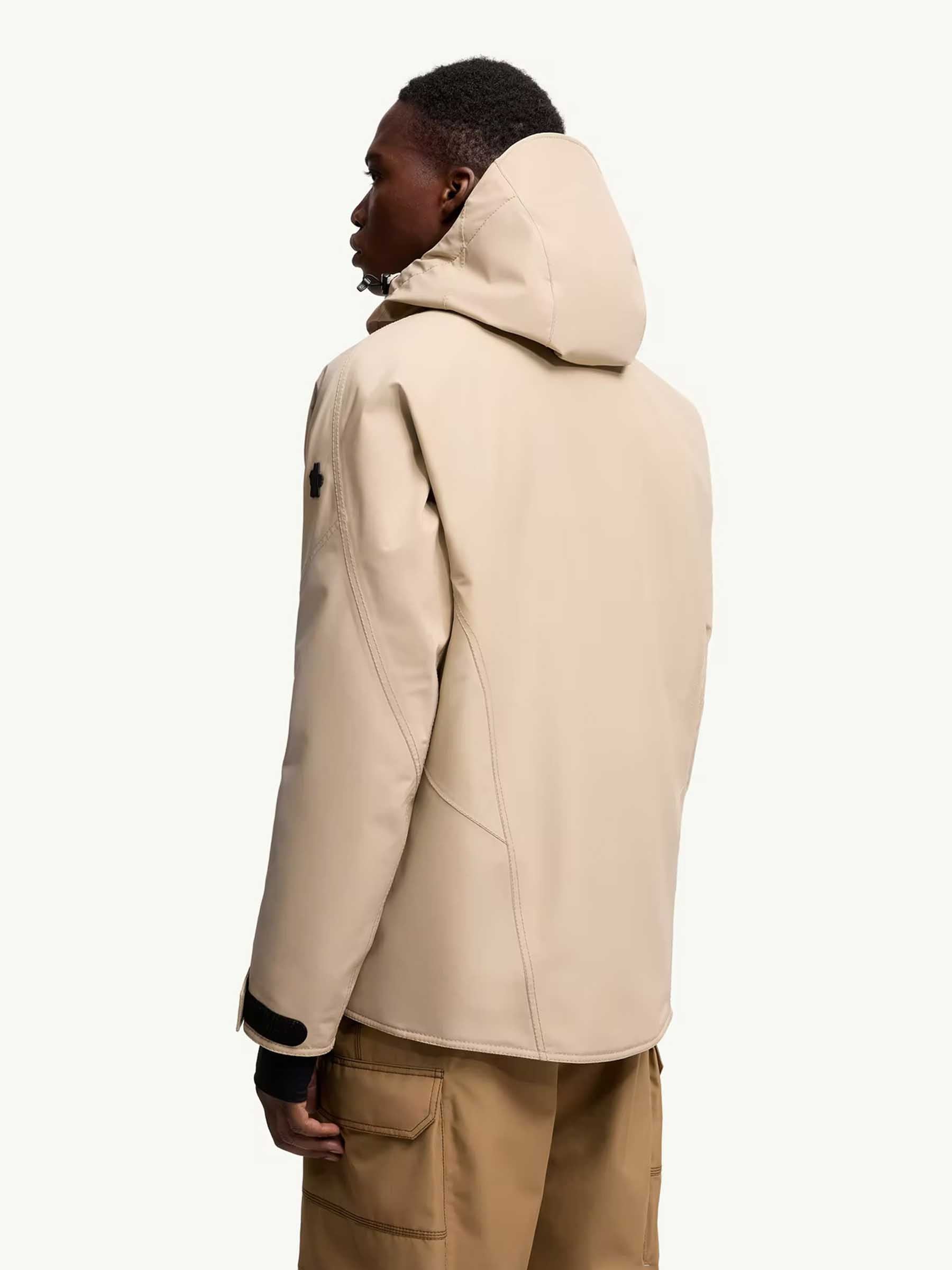 Moncler Grenoble Hombre Barcelona Plumífero Corto Lambir color Camel sku 512-002612 01 - Foto 3
