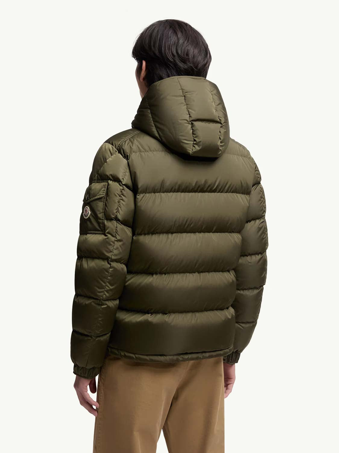 Moncler Hombre Barcelona Chaqueta Acolchada Maya color Verde Militar sku 512-002622 01 - Foto 3
