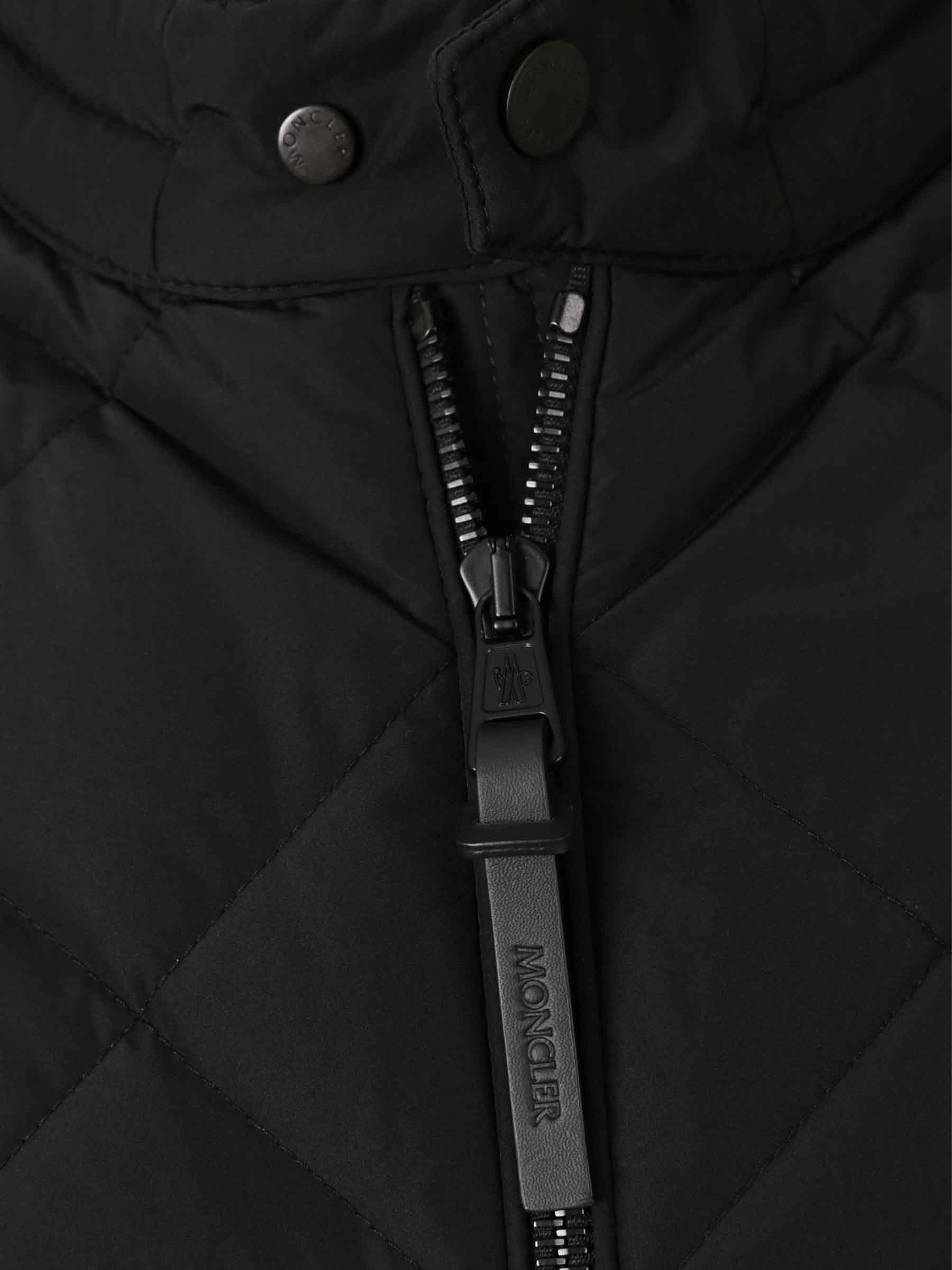 Moncler Hombre Barcelona Plumífero Corto Vivies color Negro sku 512-002628 01 - Foto 3