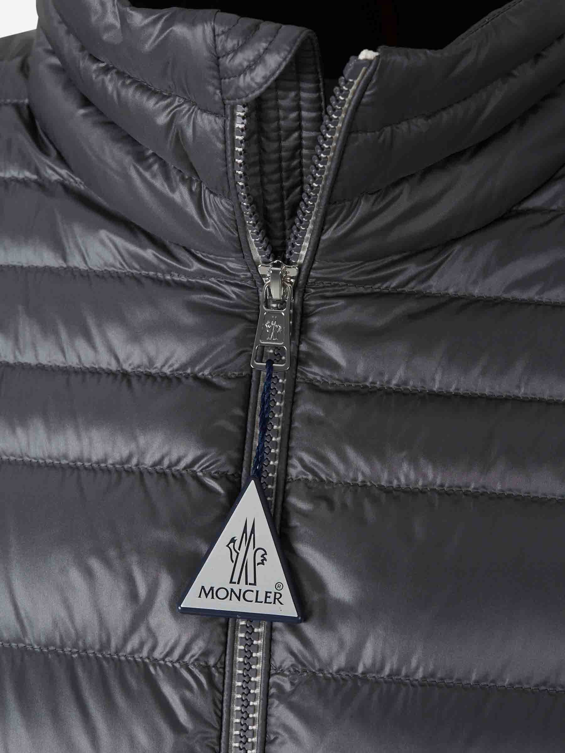 Moncler Hombre Barcelona Chaqueta Acolchada Arnique color Gris Piedra sku 512-002629 02 - Foto 4