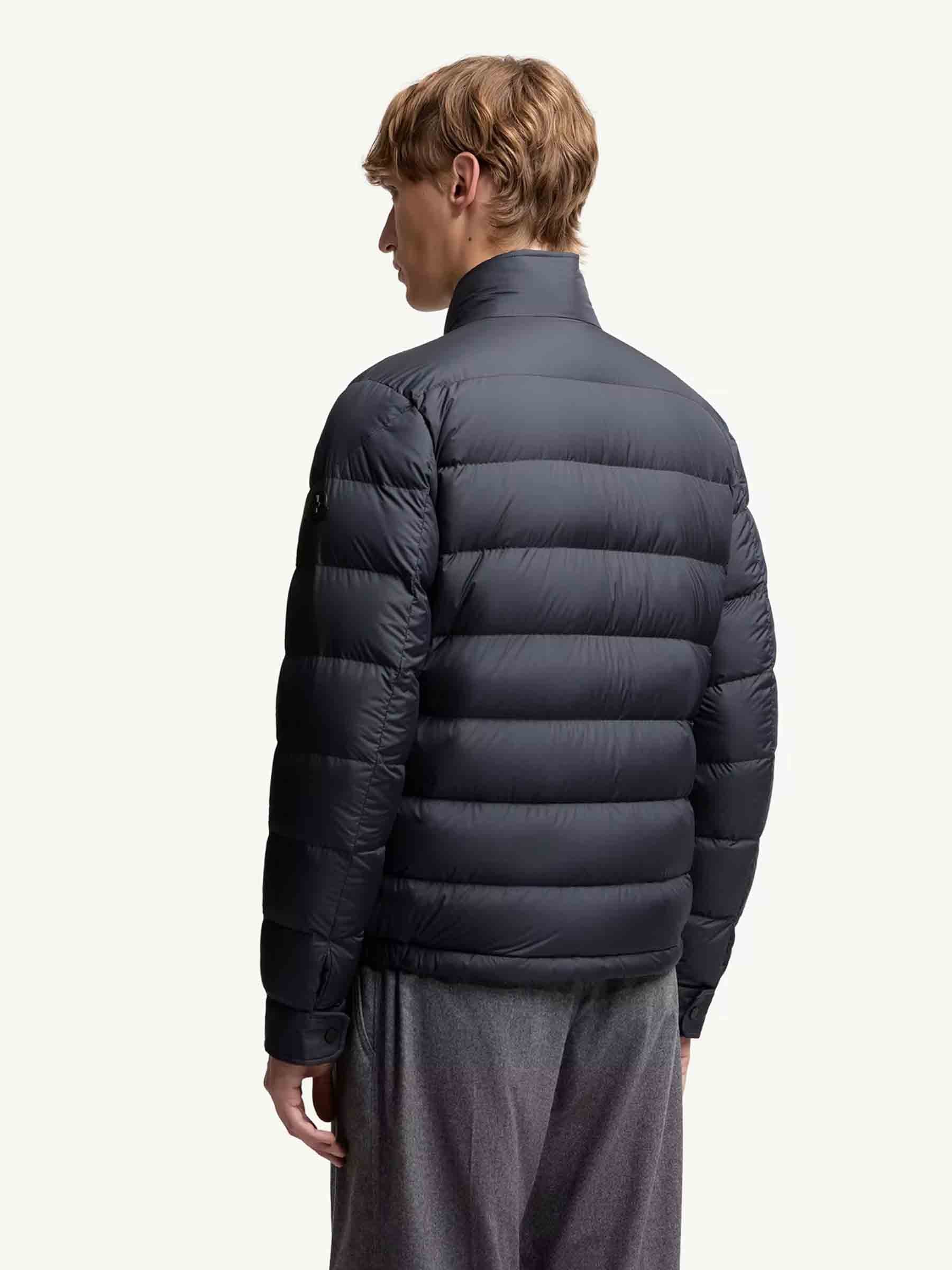 Moncler Hombre Barcelona Plumífero Corto Phrier color Azul Noche sku 512-002650 02 - Foto 3