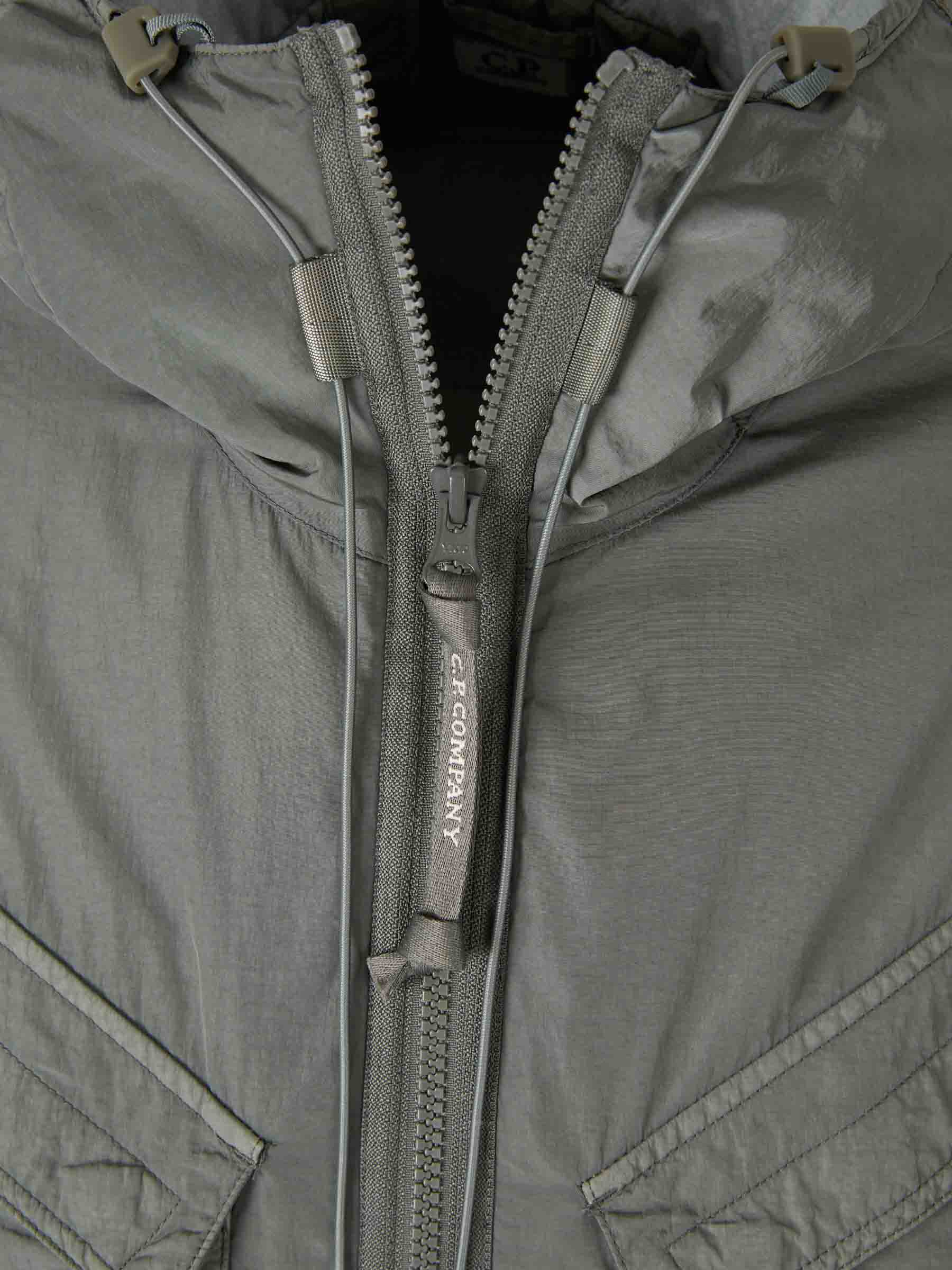 C.P. Company Hombre Barcelona Chaqueta Técnica Capucha color Verde Manzana sku 512-002688 01 - Foto 3