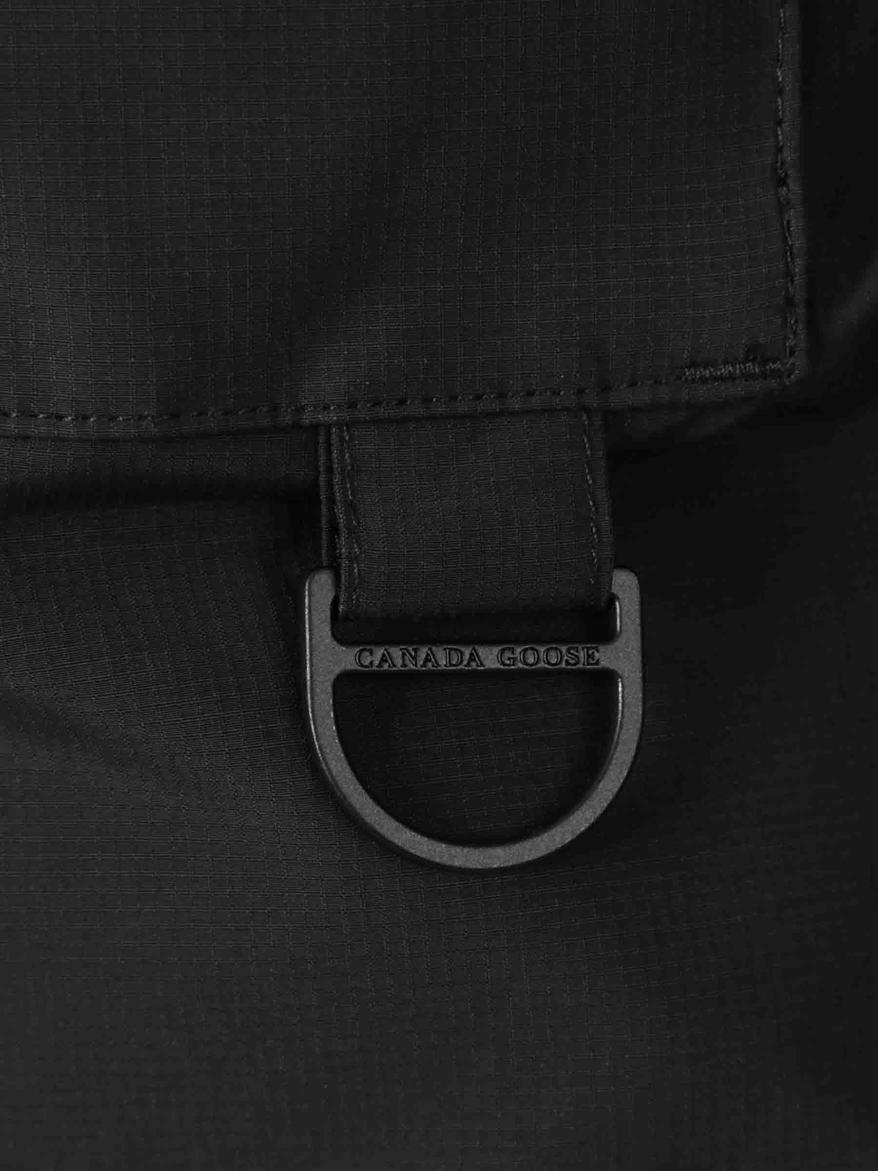 Canada Goose Hombre Barcelona Parka Acolchada Kirby color Negro sku 512-002701 01 - Foto 4