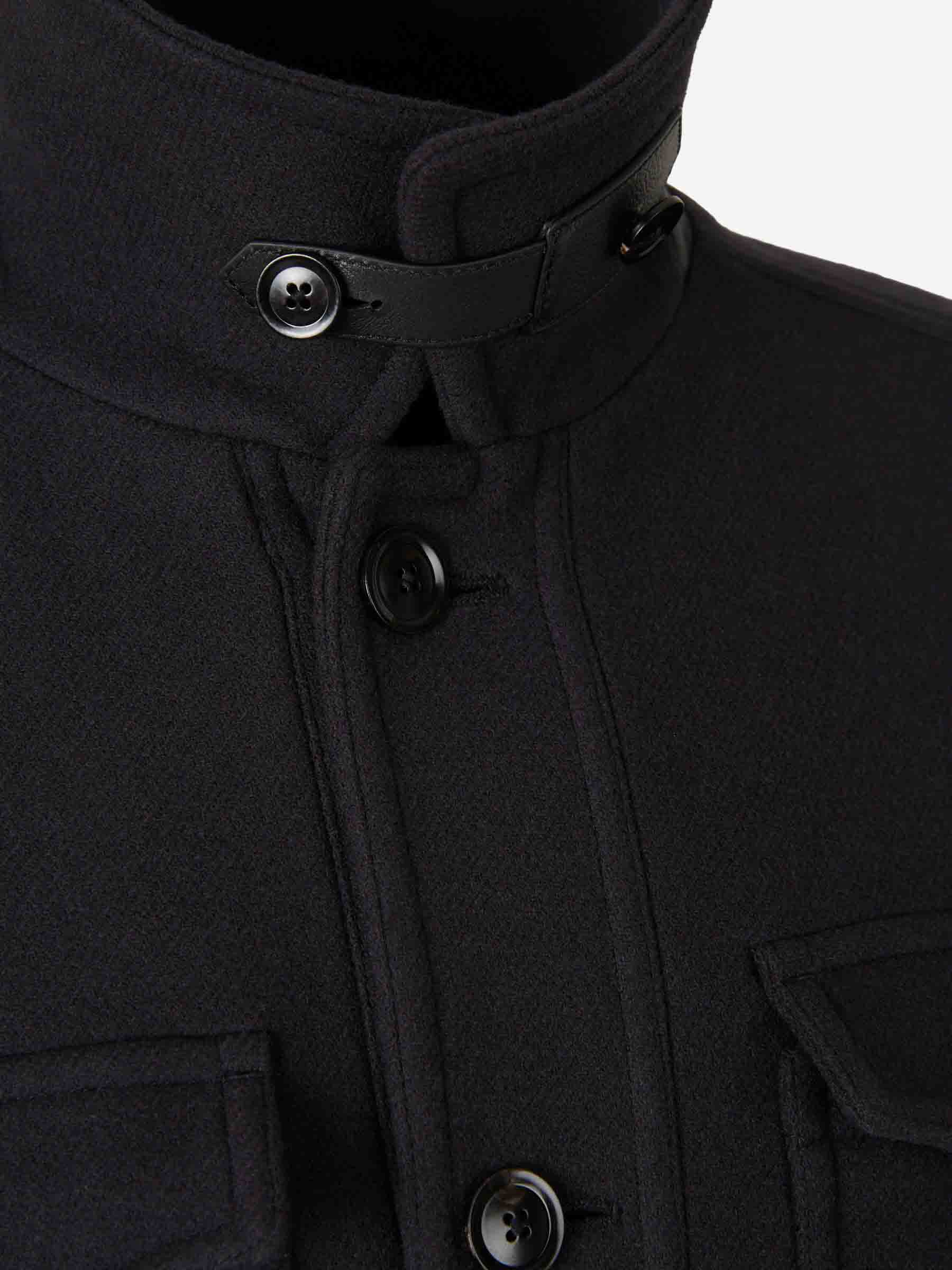 Tom Ford Hombre Barcelona Abrigo Corto Bolsillos color Azul Noche sku 513-000065 01 - Foto 5