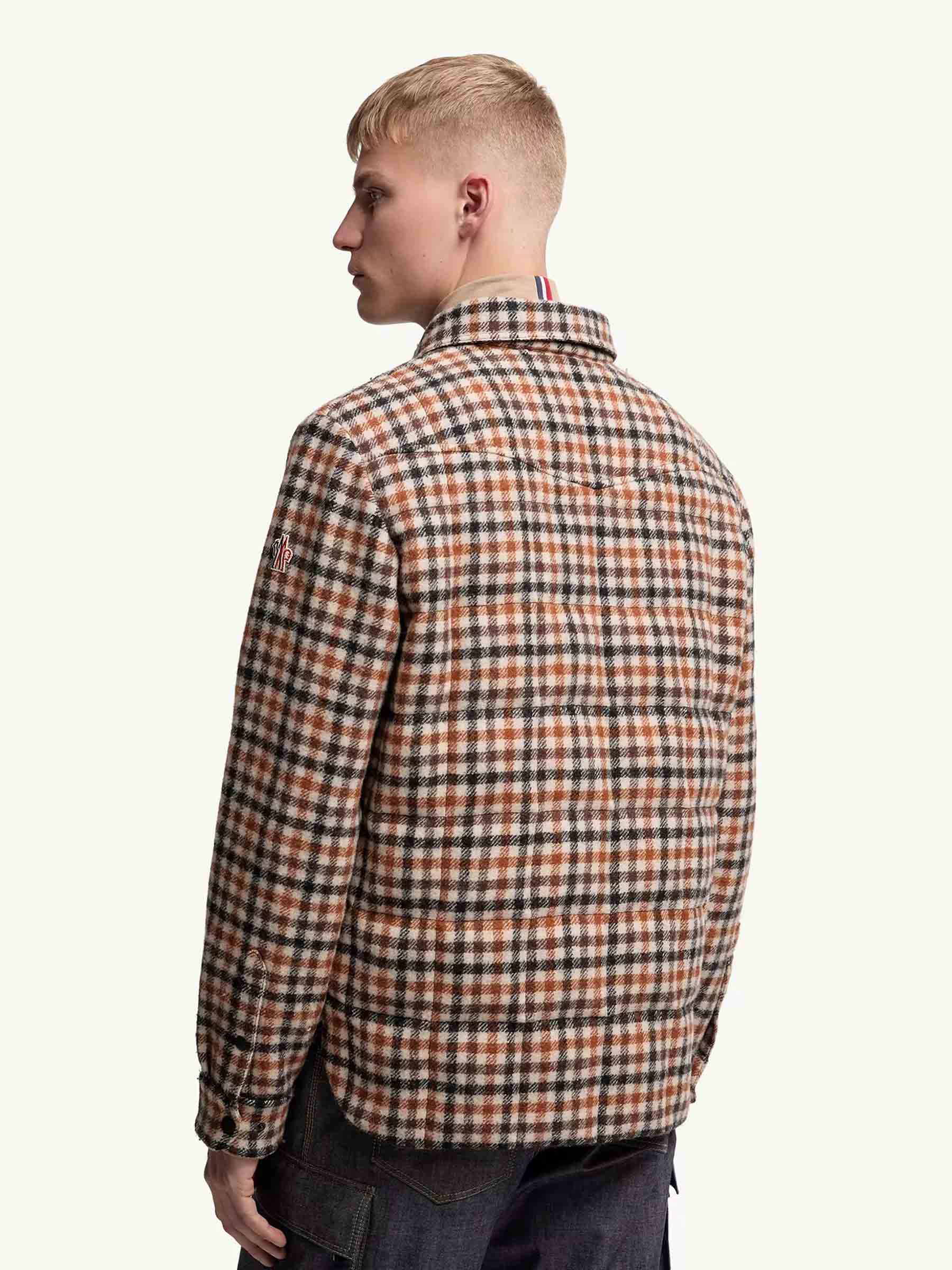 Moncler Grenoble Hombre Barcelona Plumífero Corto Gelt color Camel sku 513-000077 01 - Foto 3