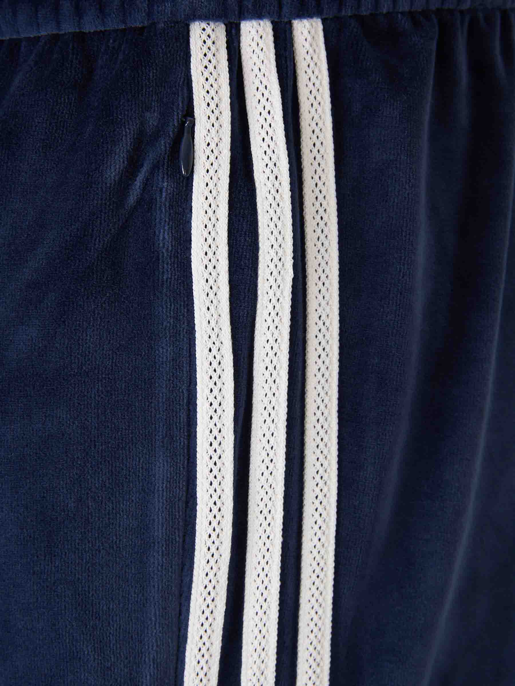 Adidas Wales Bonner Hombre Barcelona Joggers Rectos Terciopelo color Azul Marino sku 521-003440 01 - Foto 4