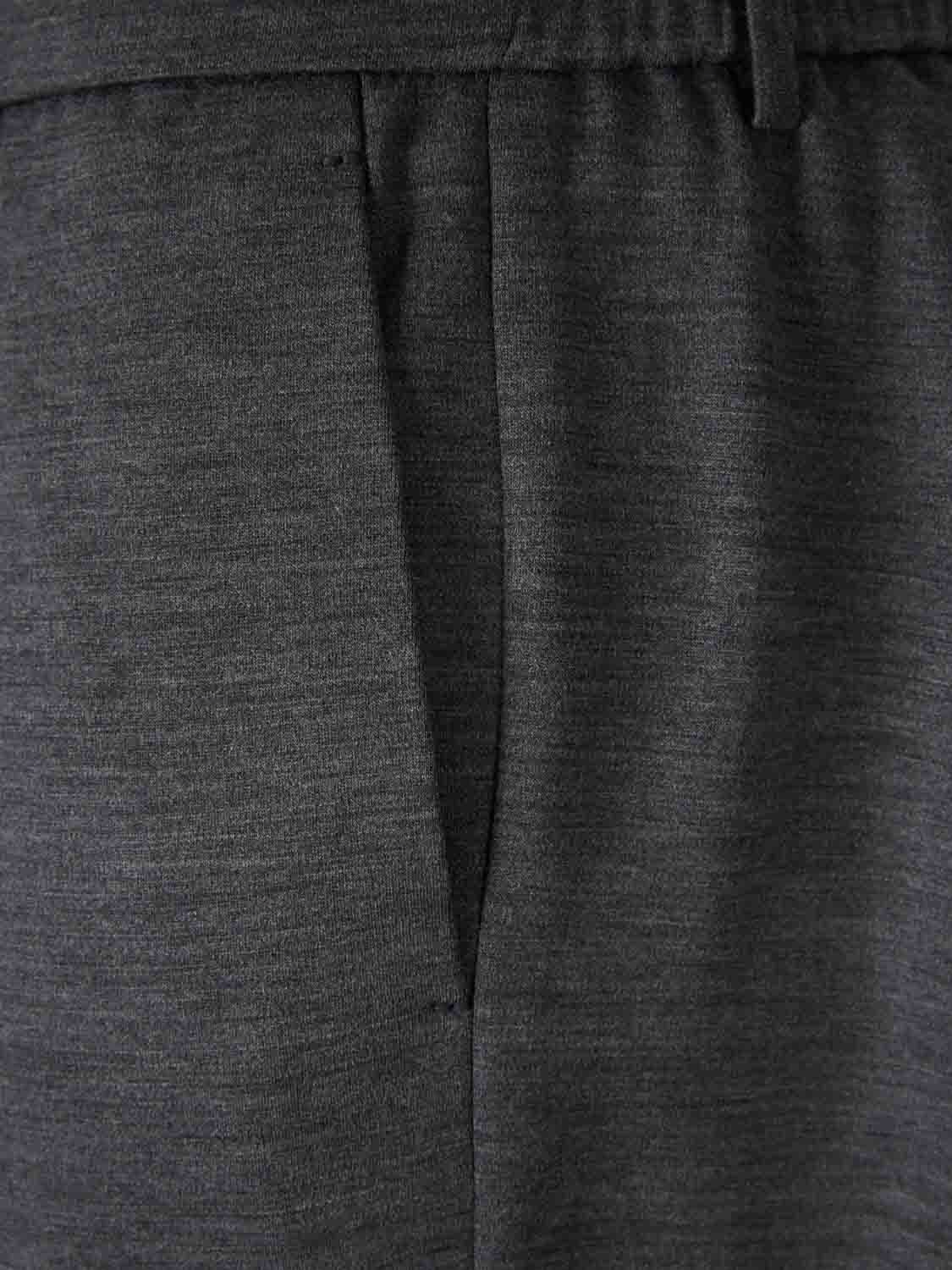 Berwich Hombre Barcelona Joggers color Gris Antracita sku 521-003490 02 - Foto 3