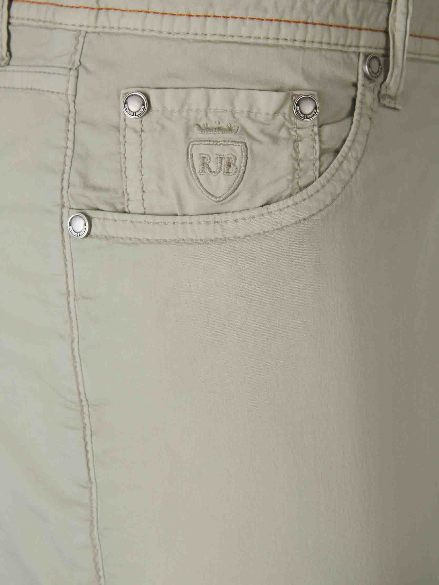 Richard J. Brown Hombre Barcelona Jeans Straight Fit color Taupe sku 522-002743 01 - Foto 3