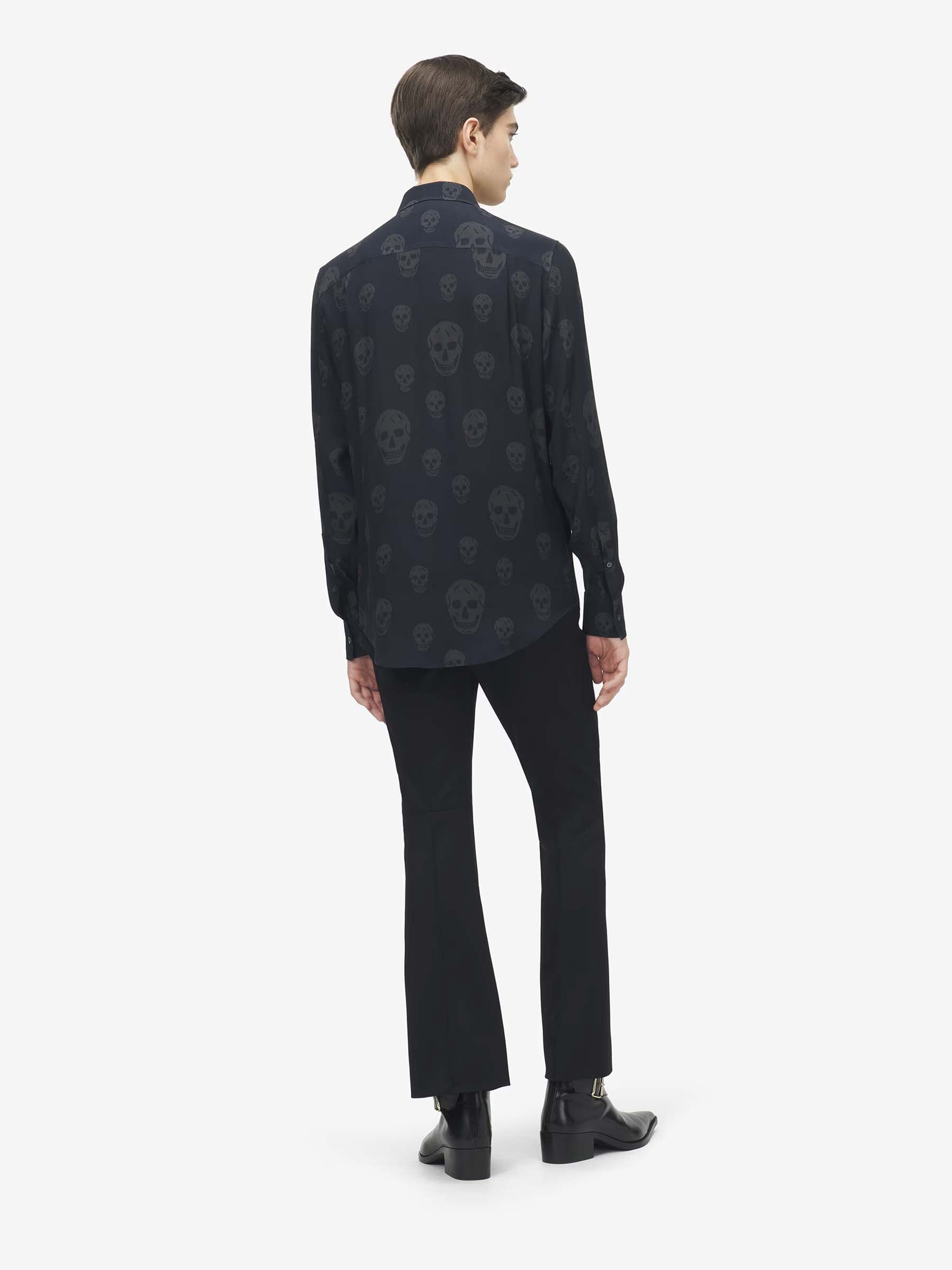 Alexander McQueen Hombre Barcelona Camisa Skull Print color Negro sku 531-006593 01 - Foto 3