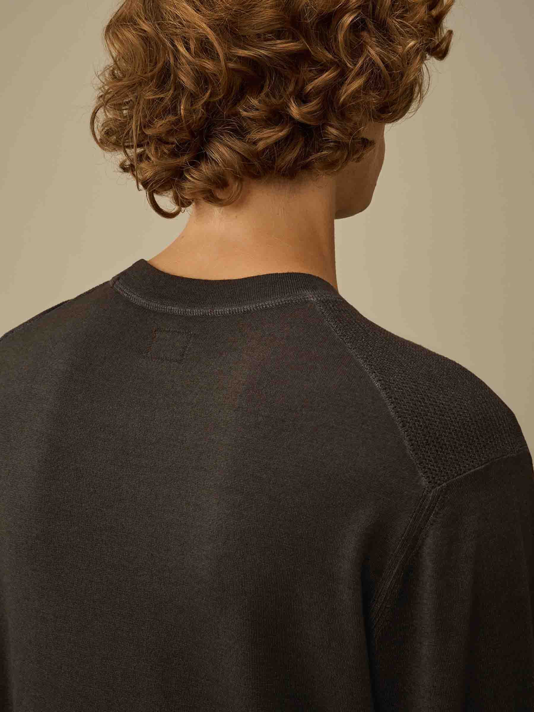 C.P. Company Hombre Barcelona Jersey Lana Merino color Gris Oscuro sku 542-002523 01 - Foto 3