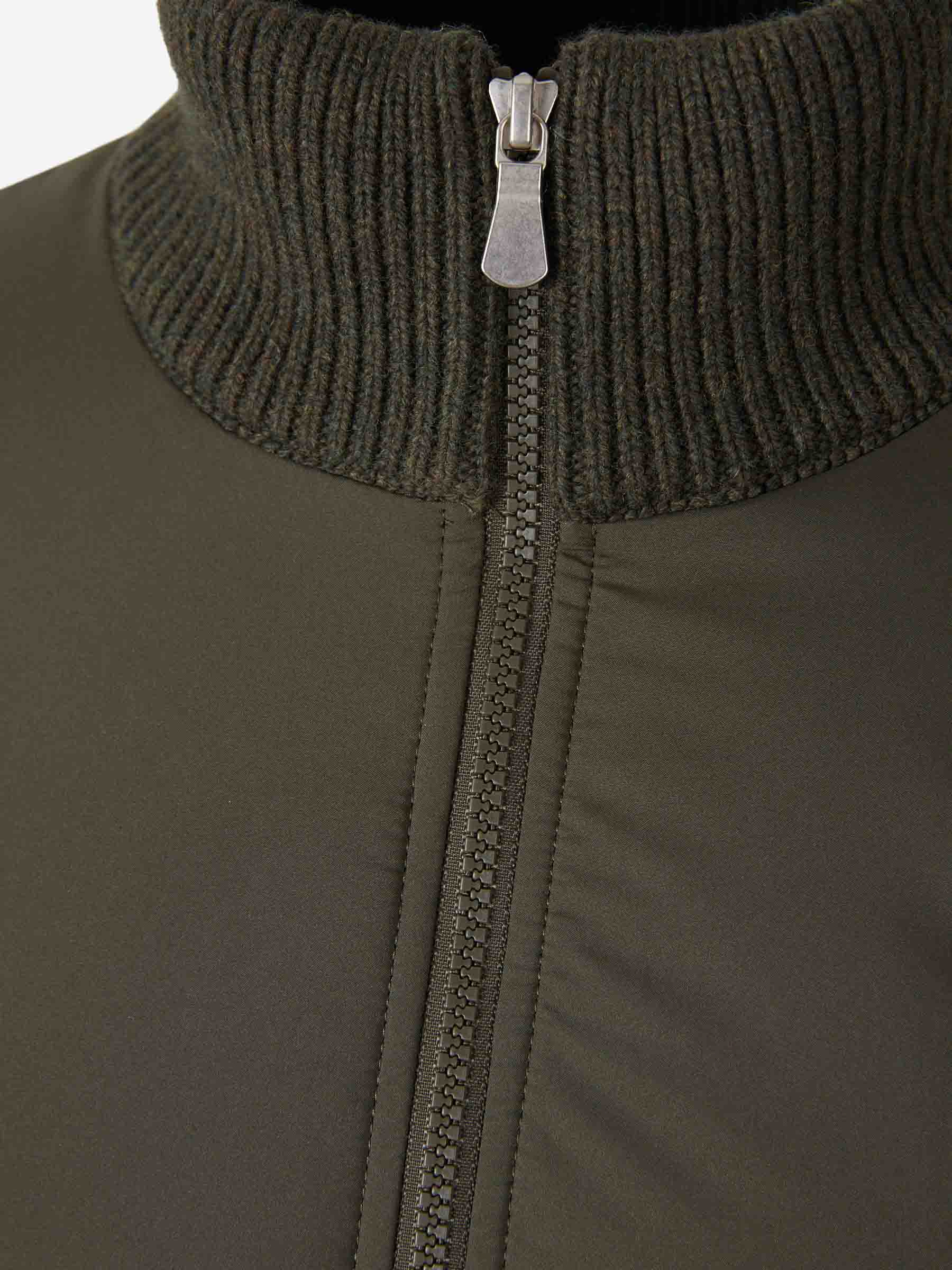 Gran Sasso Hombre Barcelona Cárdigan Acolchado Lana color Verde Oscuro sku 543-001069 02 - Foto 3