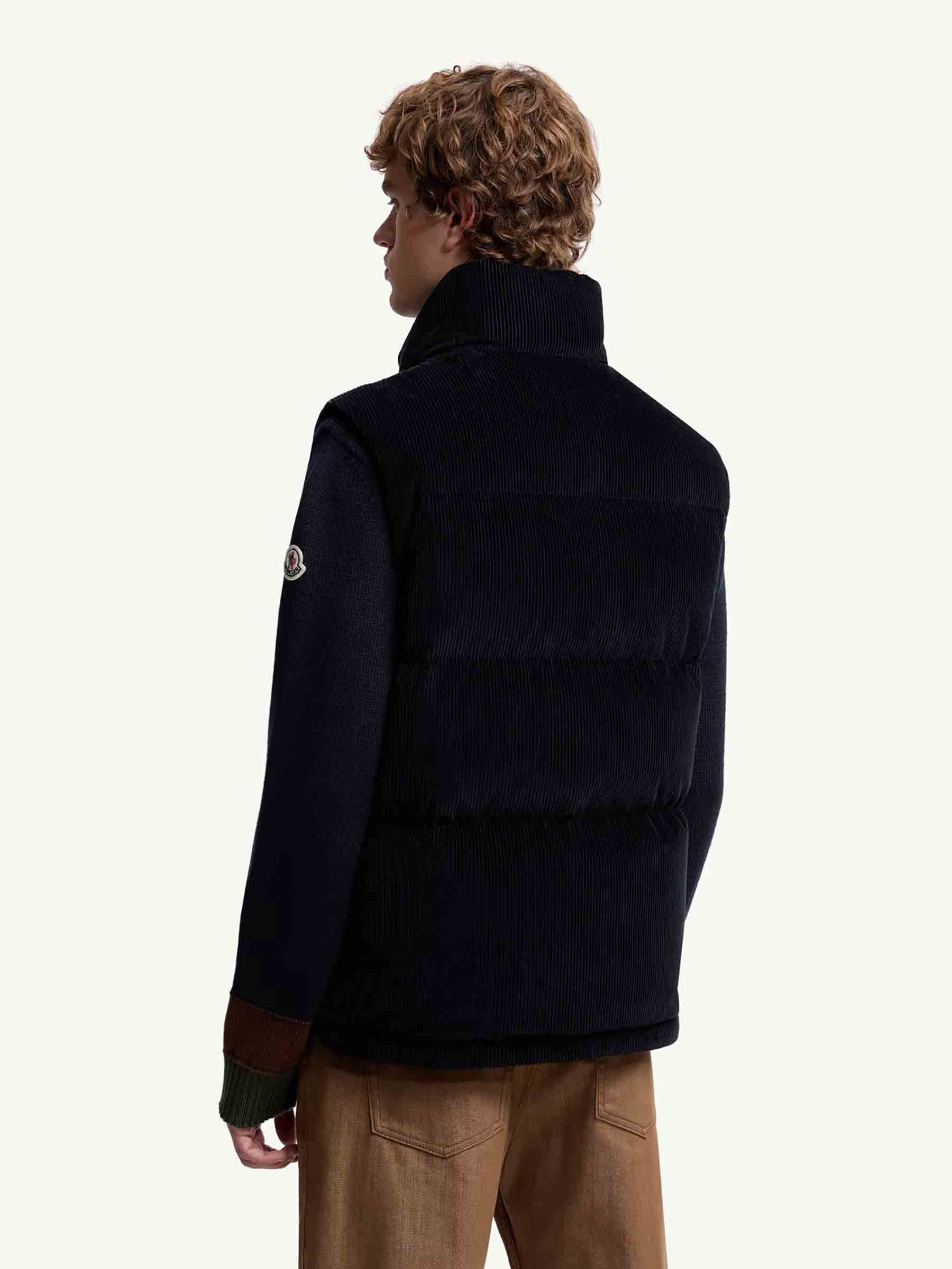 Moncler Hombre Barcelona Chaleco Pana Agen color Azul Marino sku 544-000604 01 - Foto 3