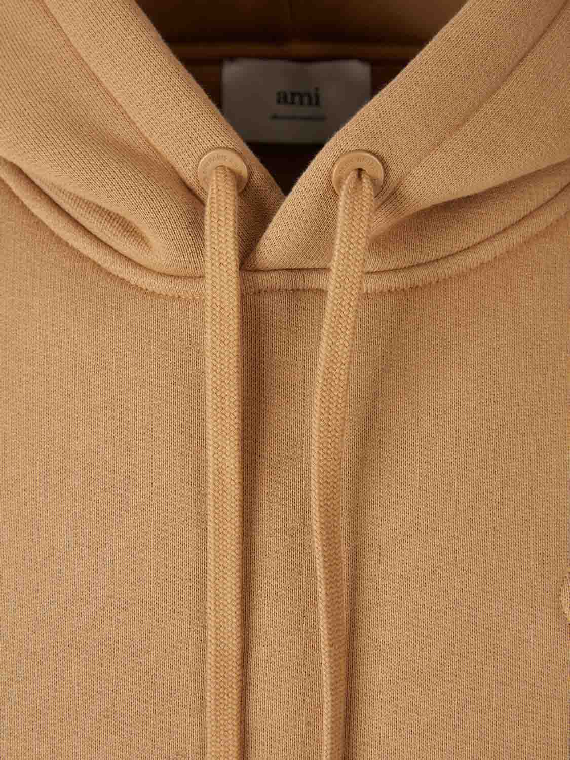 Ami Paris Hombre Barcelona Sudadera Capucha Logo color Camel sku 545-001952 03 - Foto 3