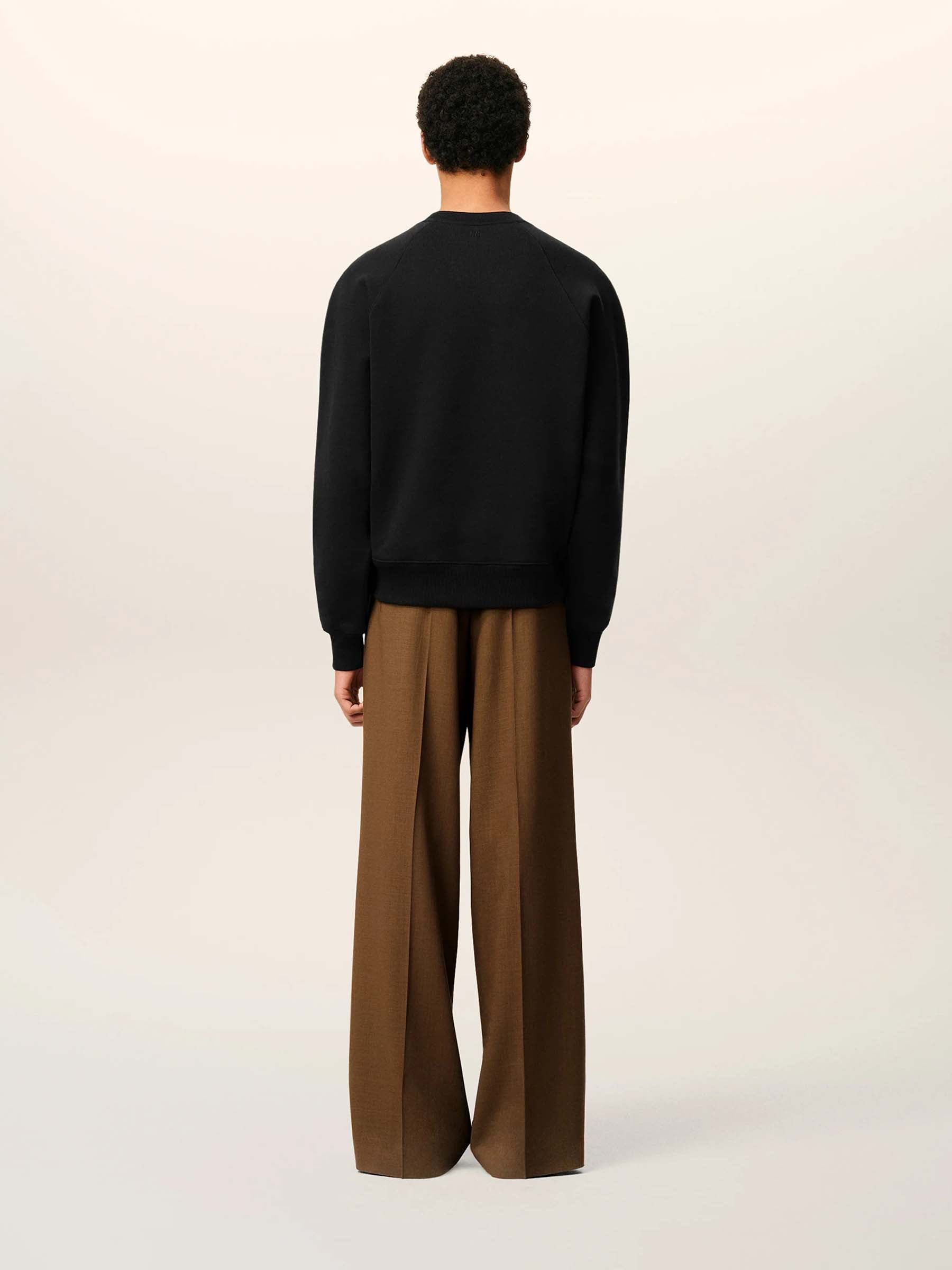 Ami Paris Hombre Barcelona Sudadera Logo Algodón color Negro sku 545-001954 01 - Foto 3