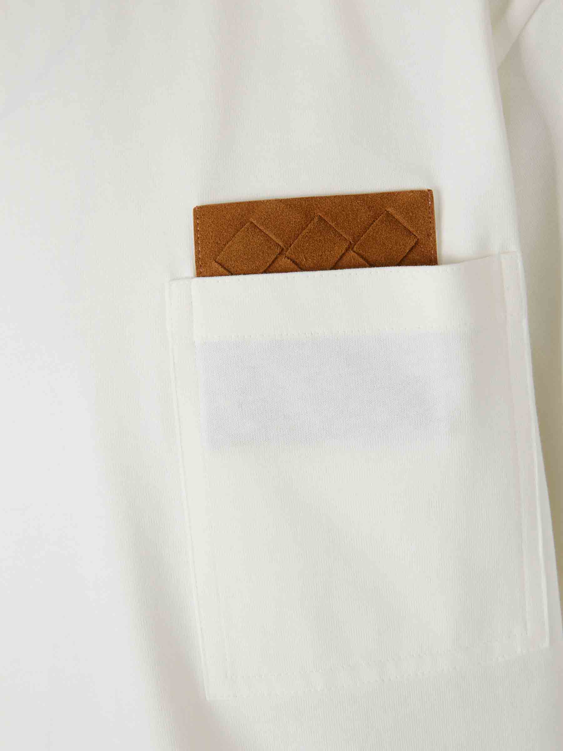 Bottega Veneta Hombre Barcelona Camiseta Bolsillo Parche color Blanco sku 553-004300 01 - Foto 4