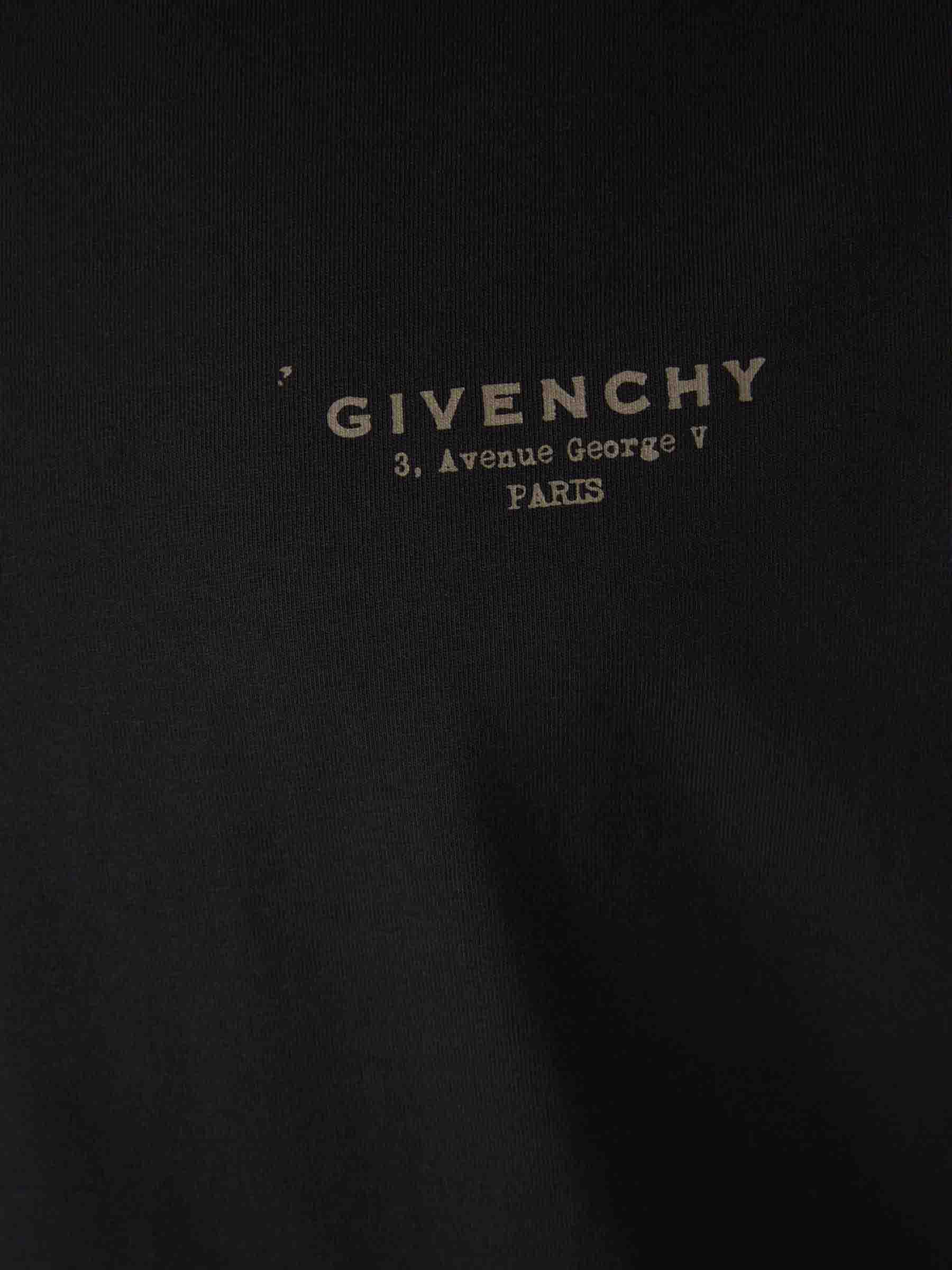 Givenchy Hombre Barcelona Camiseta Logo Estampado color Azul Noche sku 553-004449 01 - Foto 3