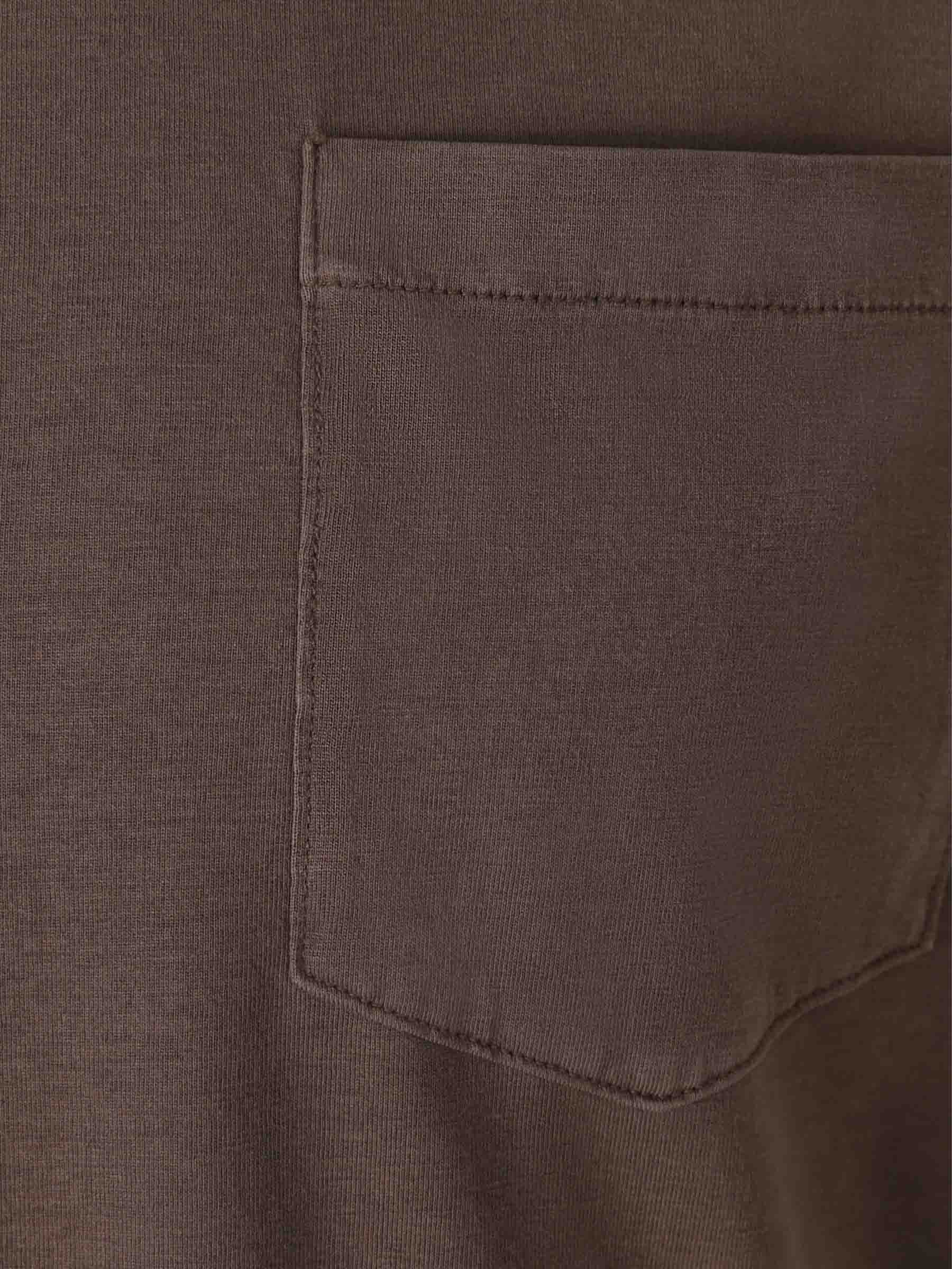 Officine Générale Hombre Barcelona Camiseta con Bolsillo color Marrón Oscuro sku 553-004488 01 - Foto 3