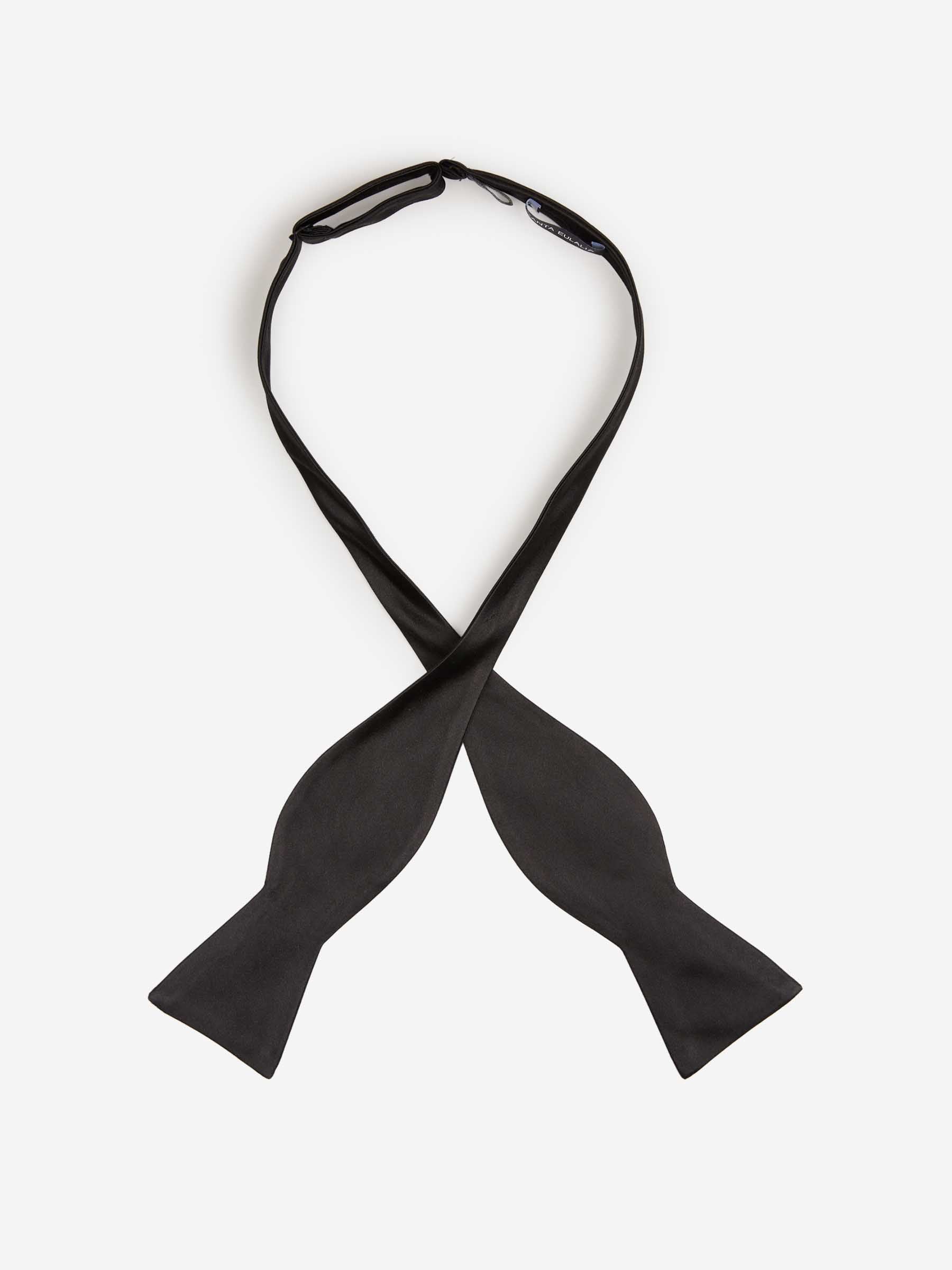 Santa Eulalia Hombre Barcelona Pajarita Seda color Negro sku 602-000289 02 - Foto 3