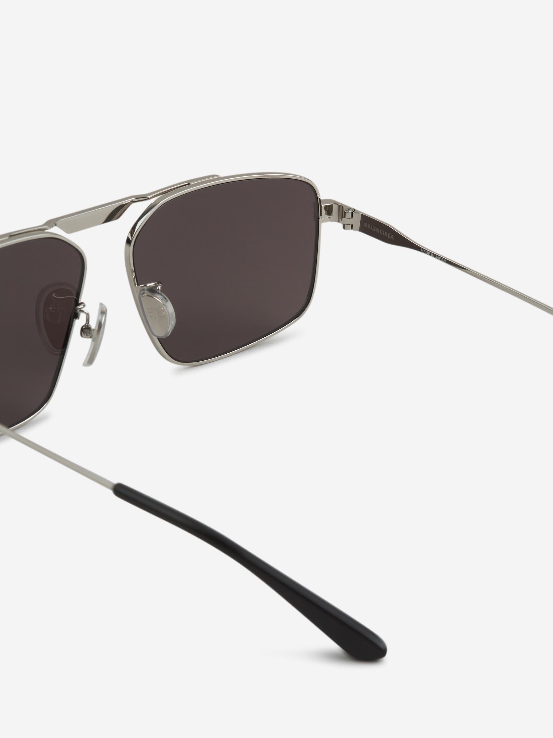 Balenciaga Hombre Barcelona Gafas Sol Tag 2.0 Navigator color Gris Piedra sku 614-003065 04 - Foto 4
