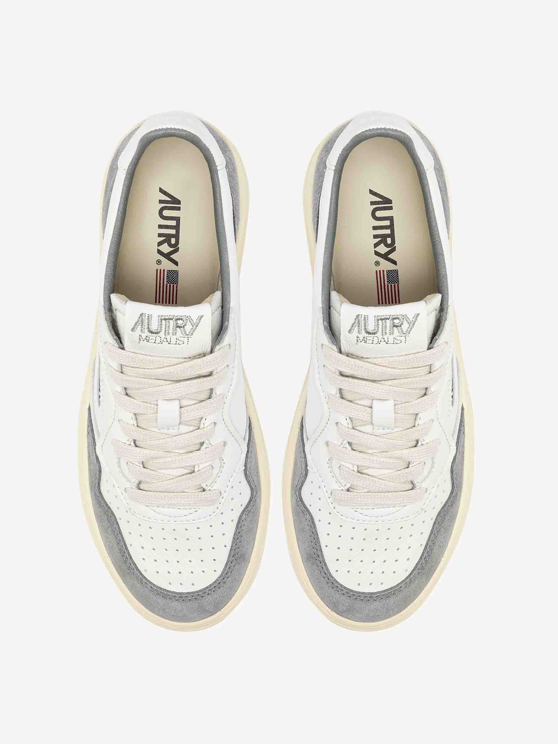 Autry Hombre Barcelona Sneakers Medalist Low color Blanco sku 616-003215 01 - Foto 3