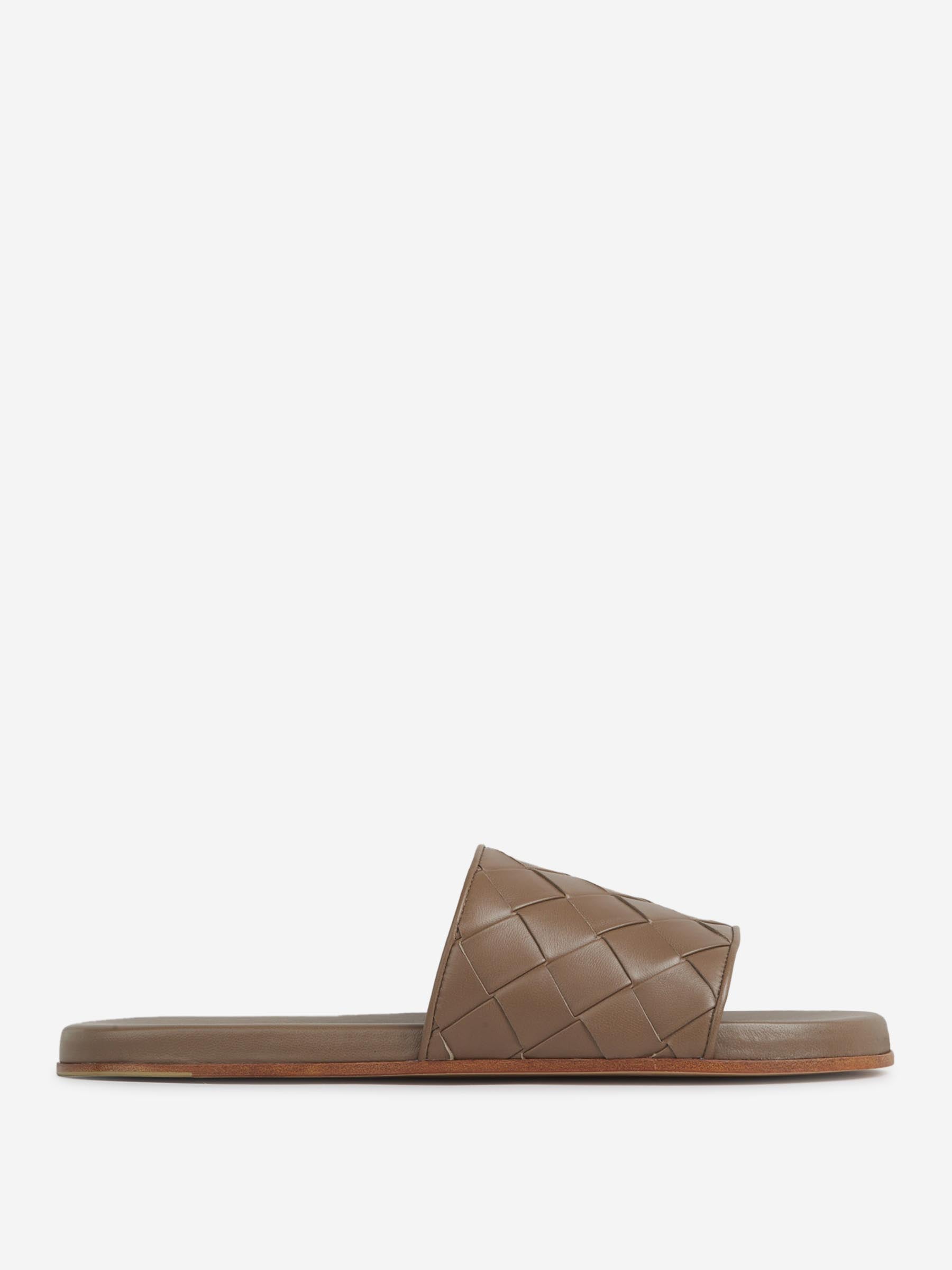 Bottega Veneta – Sunday Mules Sandals Hombre 617-000135 01