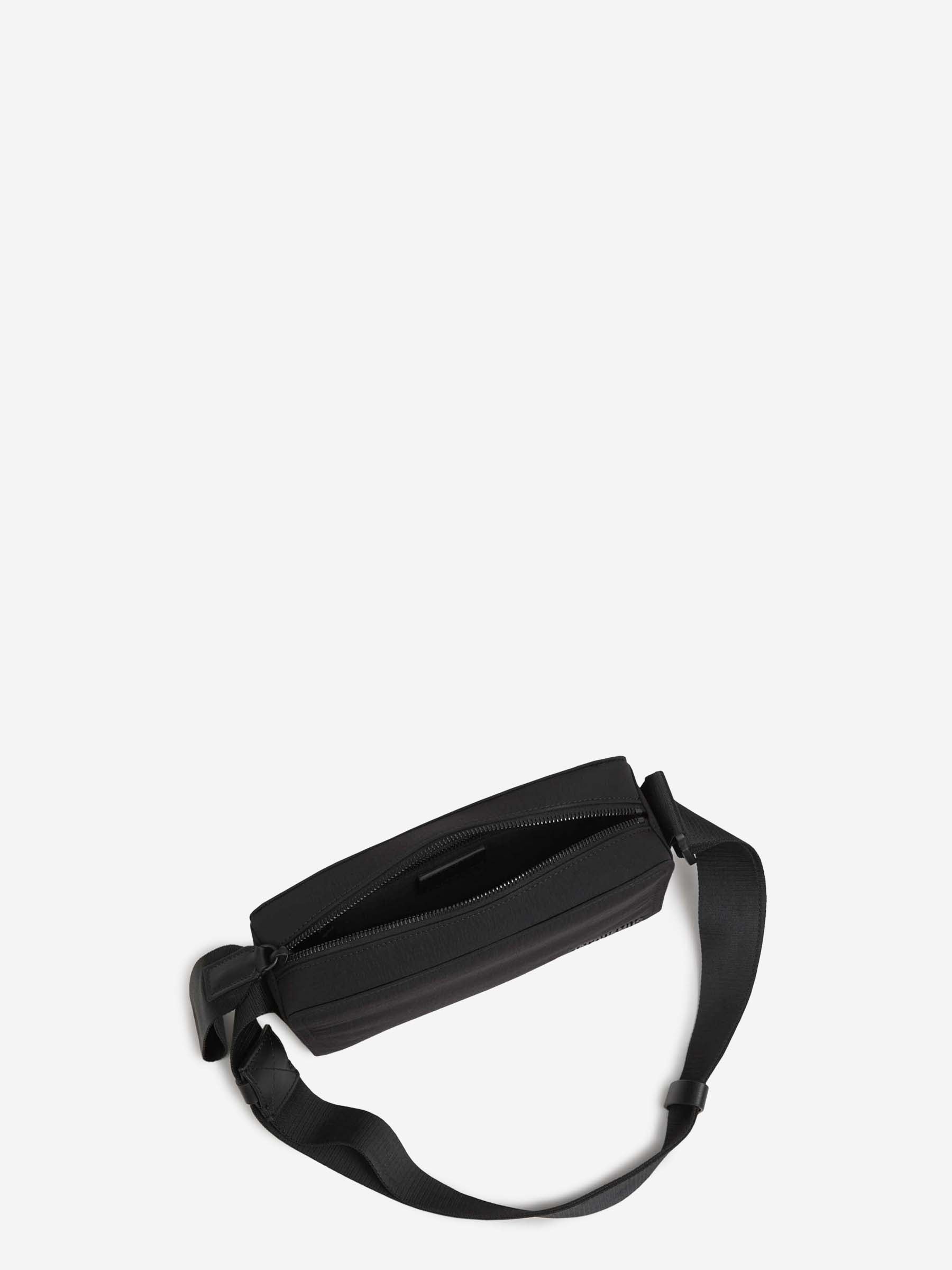 Jacquemus Hombre Barcelona Bolso Le Cuerda Horizontal color Negro sku 692-001954 01 - Foto 6