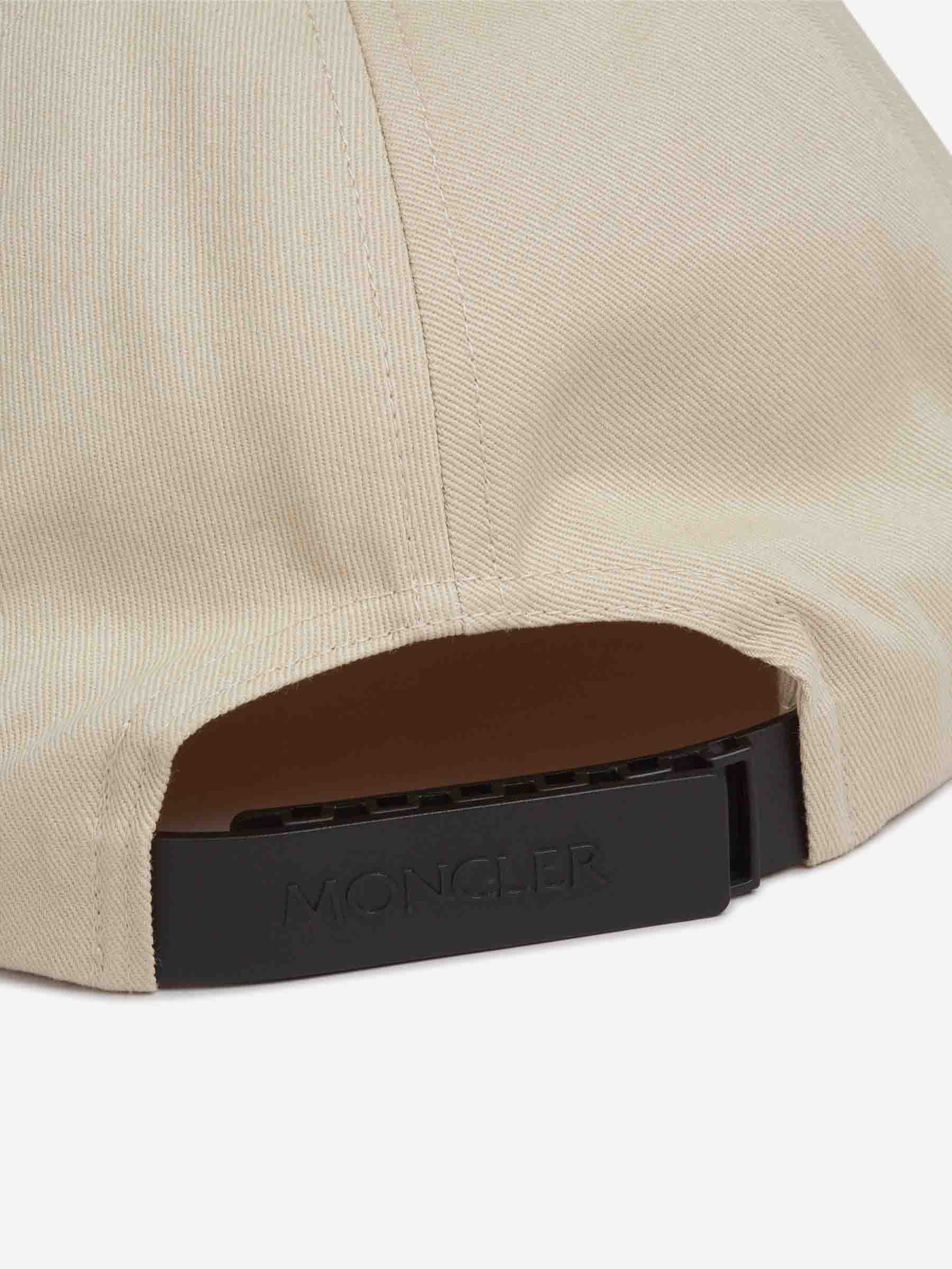 Moncler Hombre Barcelona Gorro Logo Algodón color Beige sku 695-001855 01 - Foto 5