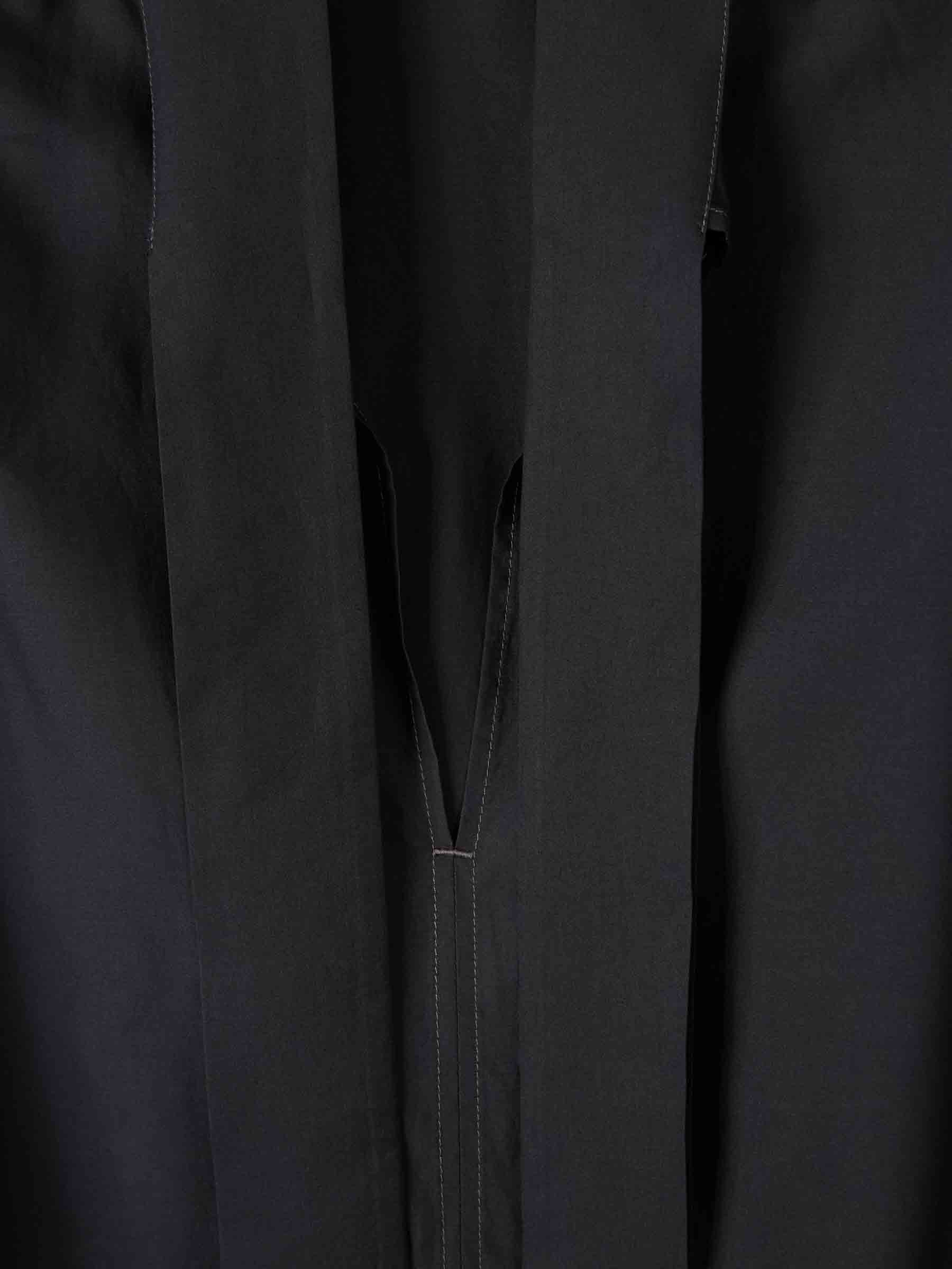 Lemaire Mujer Barcelona Blusa Ascot color Negro sku 701-002328 01 - Foto 3