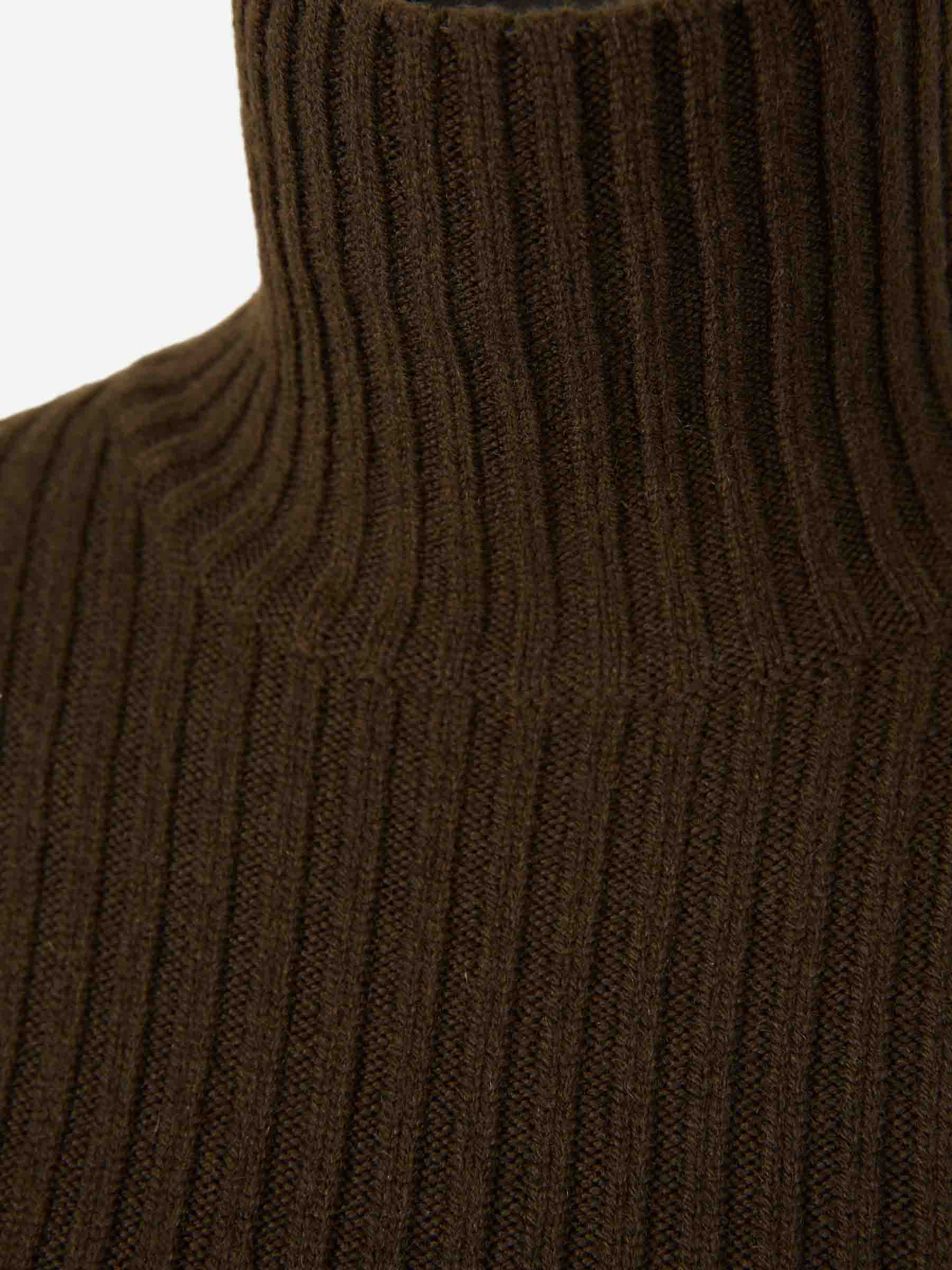 Max Mara Mujer Barcelona Jersey Cuello Alto color Verde Militar sku 711-003400 01 - Foto 3