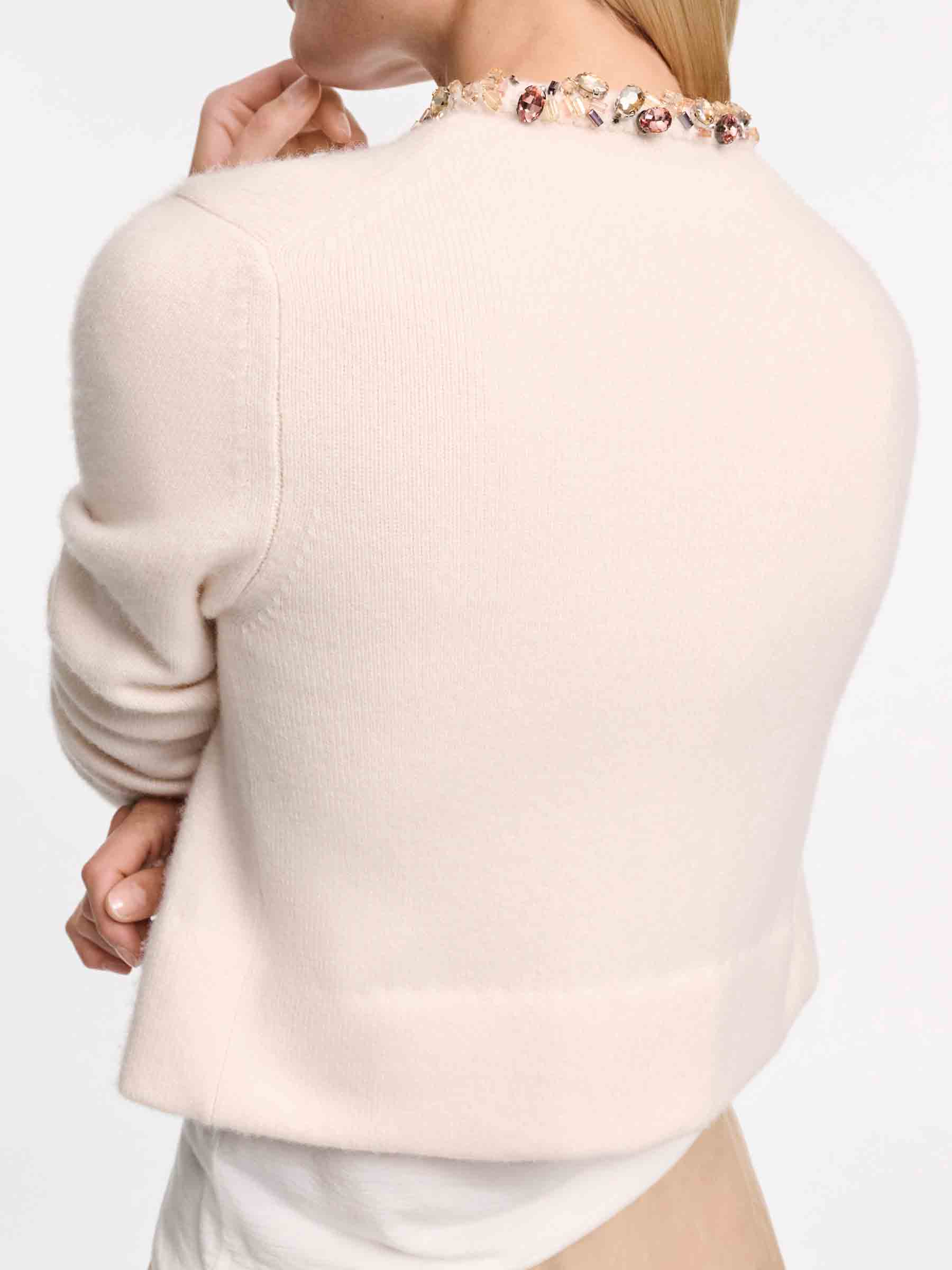 Dorothee Schumacher Mujer Barcelona Cárdigan Cachemira Adornado color Marfil sku 713-000375 01 - Foto 5