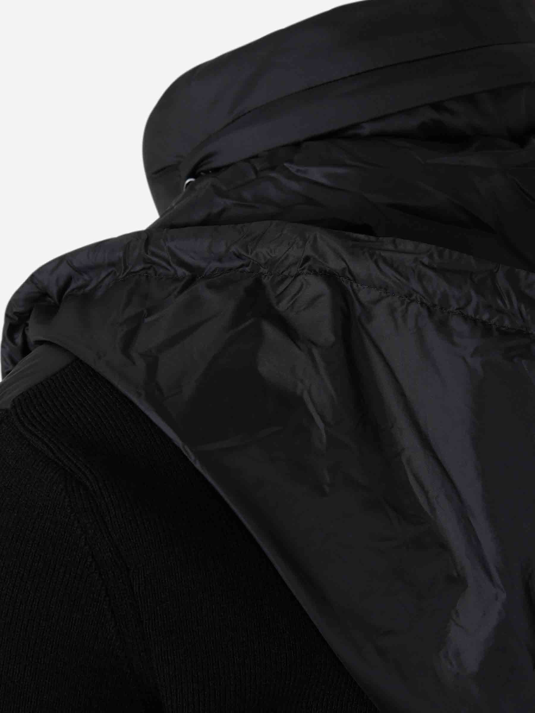 Moncler Mujer Barcelona Cárdigan Acolchado Cremallera color Negro sku 713-000383 02 - Foto 5