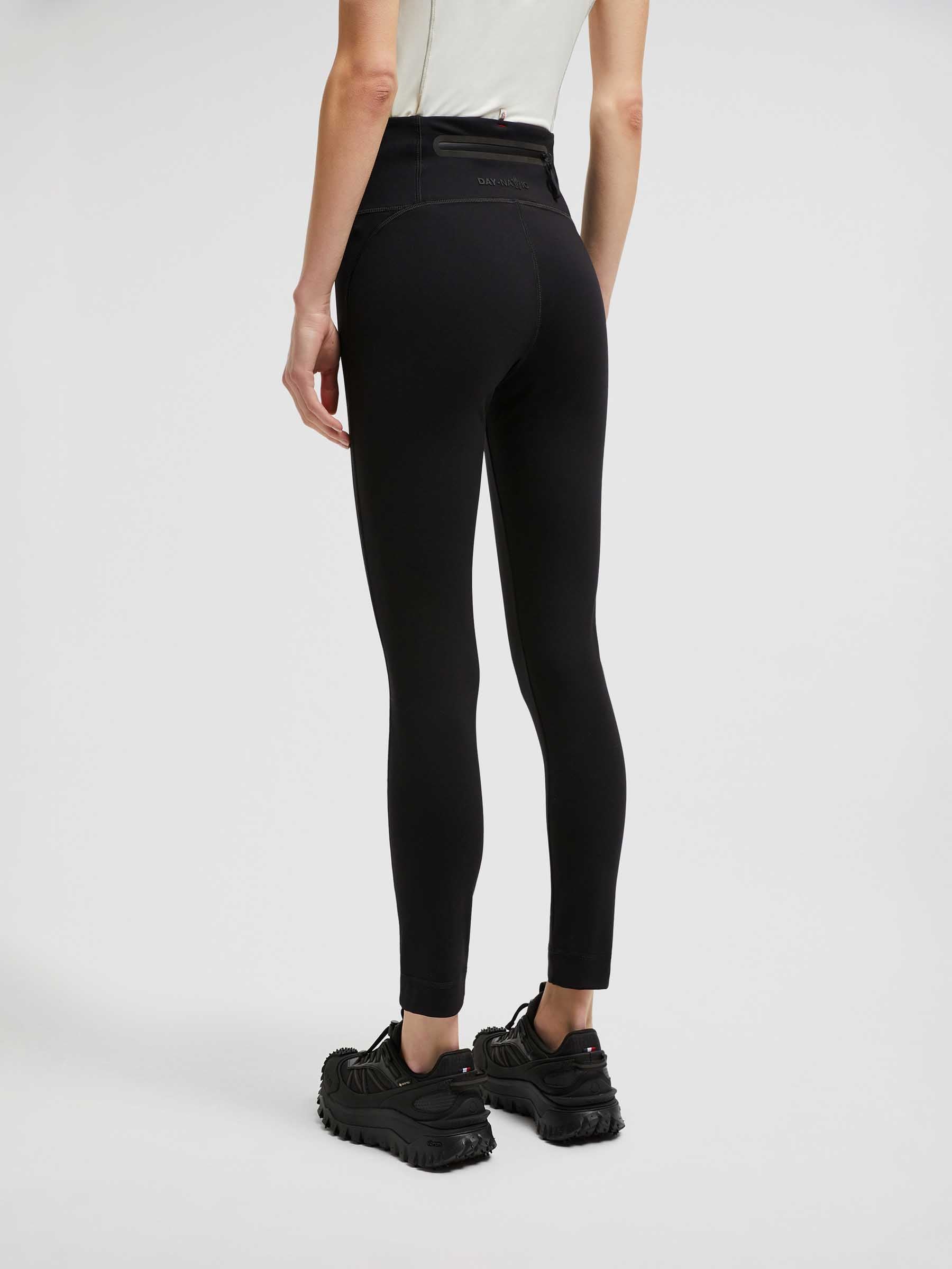 Moncler Grenoble Mujer Barcelona Leggings Jersey Técnico color Negro sku 761-003738 01 - Foto 3