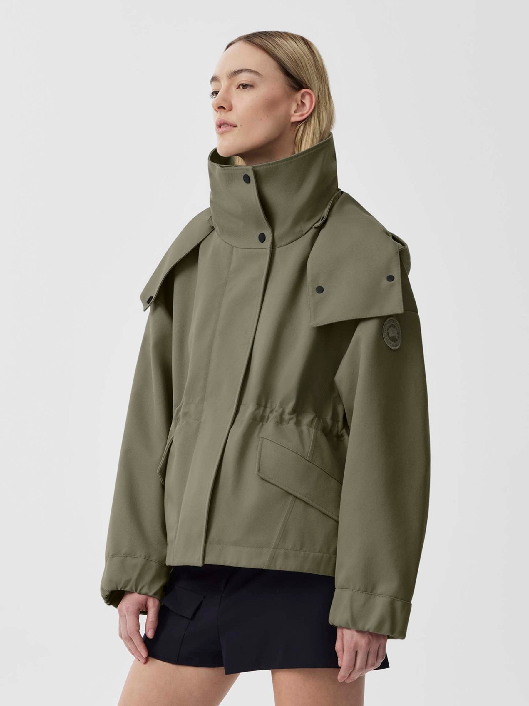 Canada Goose Mujer Barcelona Chaqueta Técnica Capucha color Verde sku 772-001422 02 - Foto 3