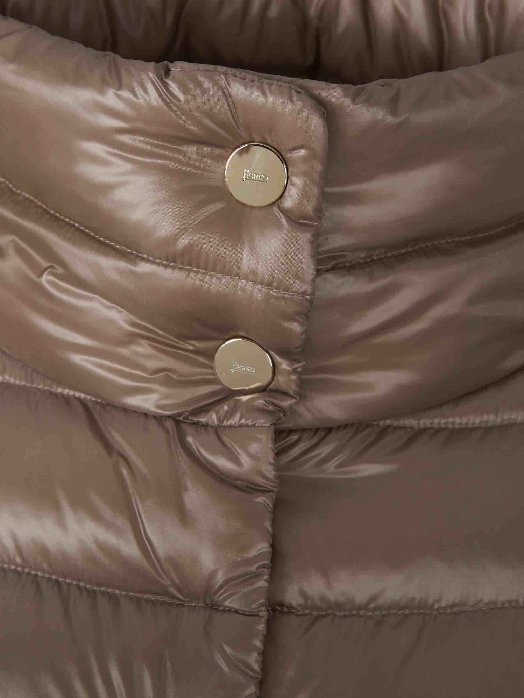 Herno Mujer Barcelona Chaqueta Amelia Trapecio Acolchada color Camel sku 774-000568 02 - Foto 4