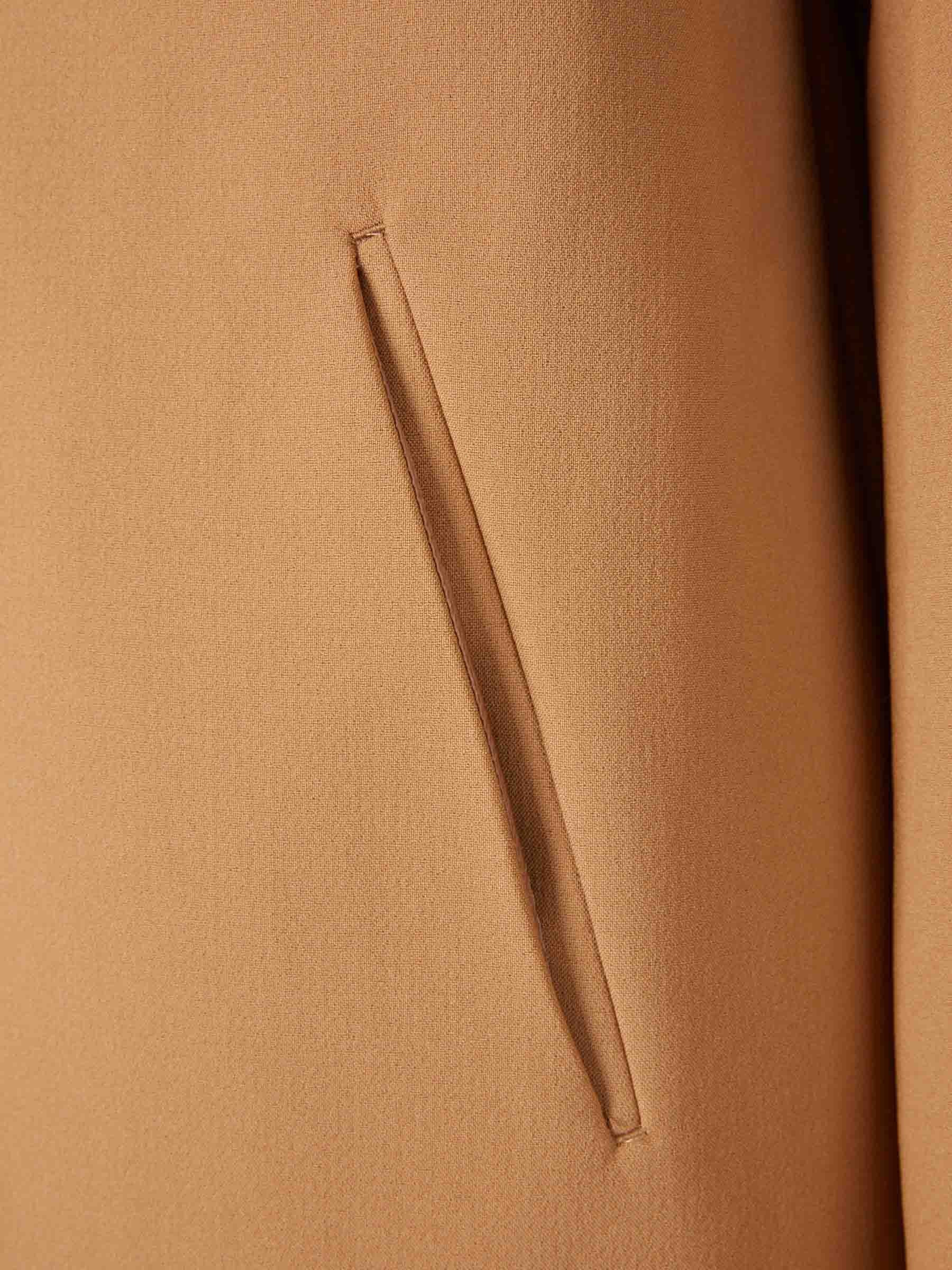 Herno Mujer Barcelona Abrigo Sarga Lana color Camel sku 774-000581 01 - Foto 4