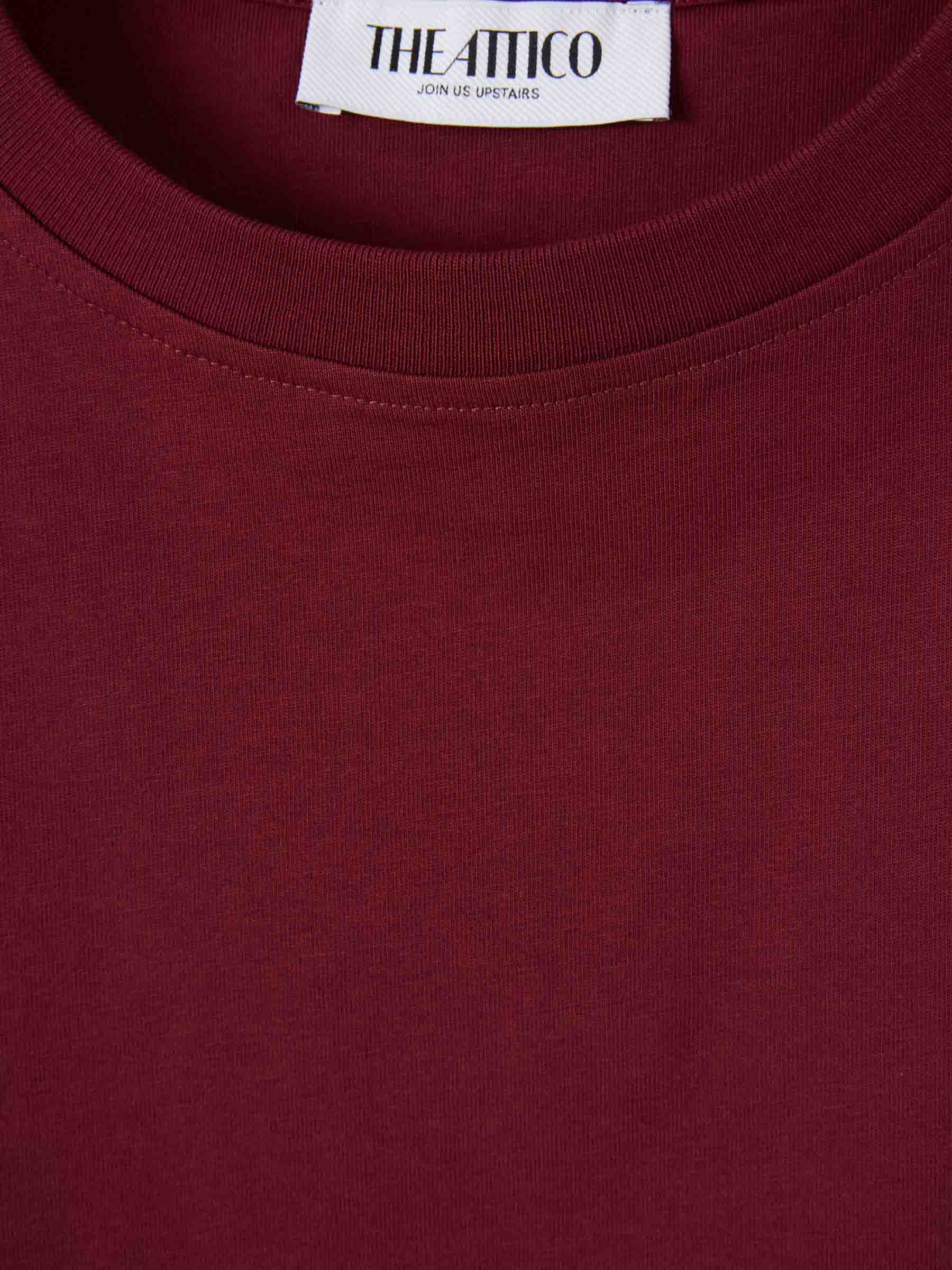 The Attico Mujer Barcelona Camiseta Lisa Logo color Burdeos sku 782-001798 01 - Foto 3