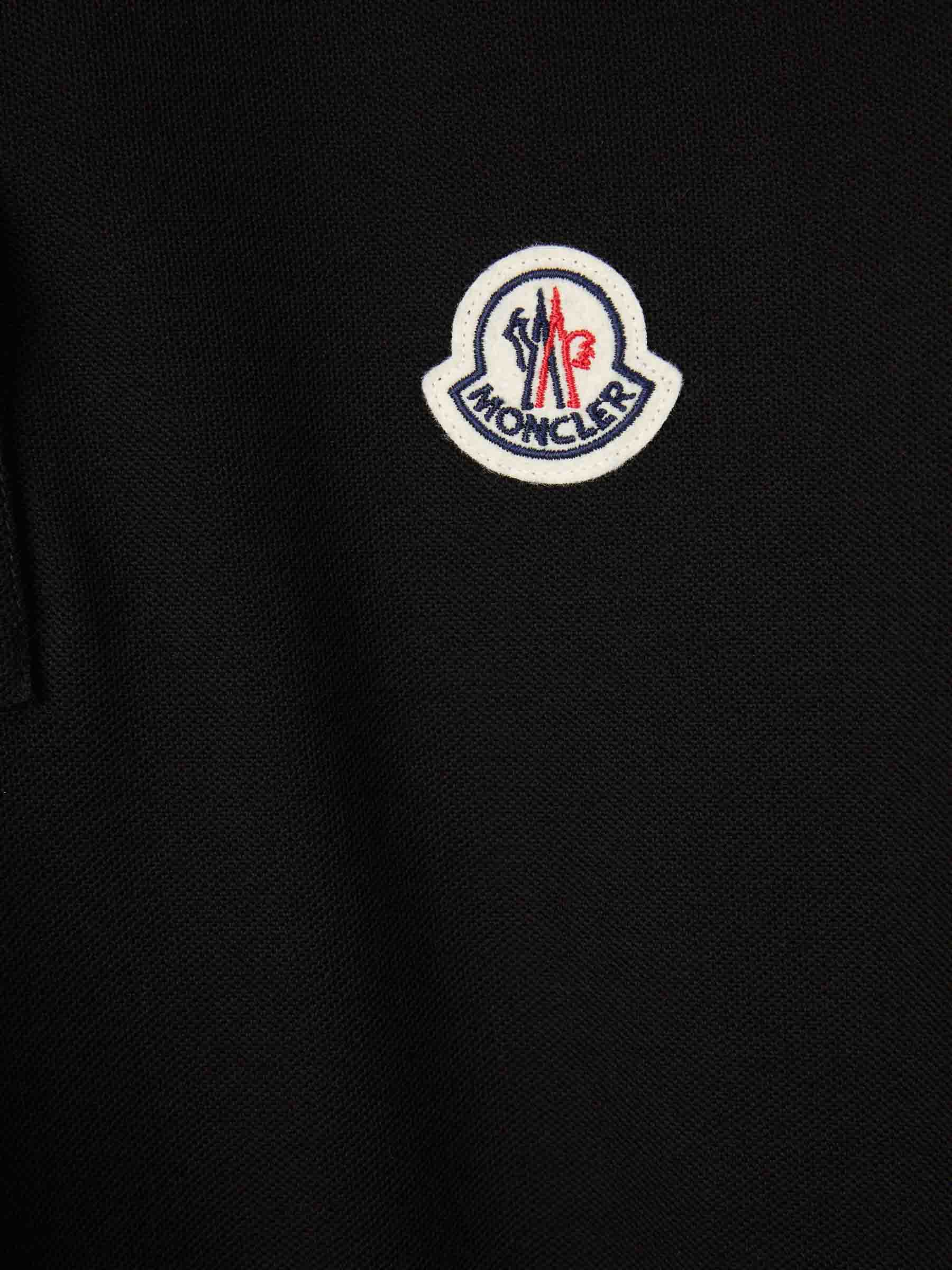 Moncler Mujer Barcelona Polo Logo Algodón color Negro sku 783-000071 02 - Foto 4