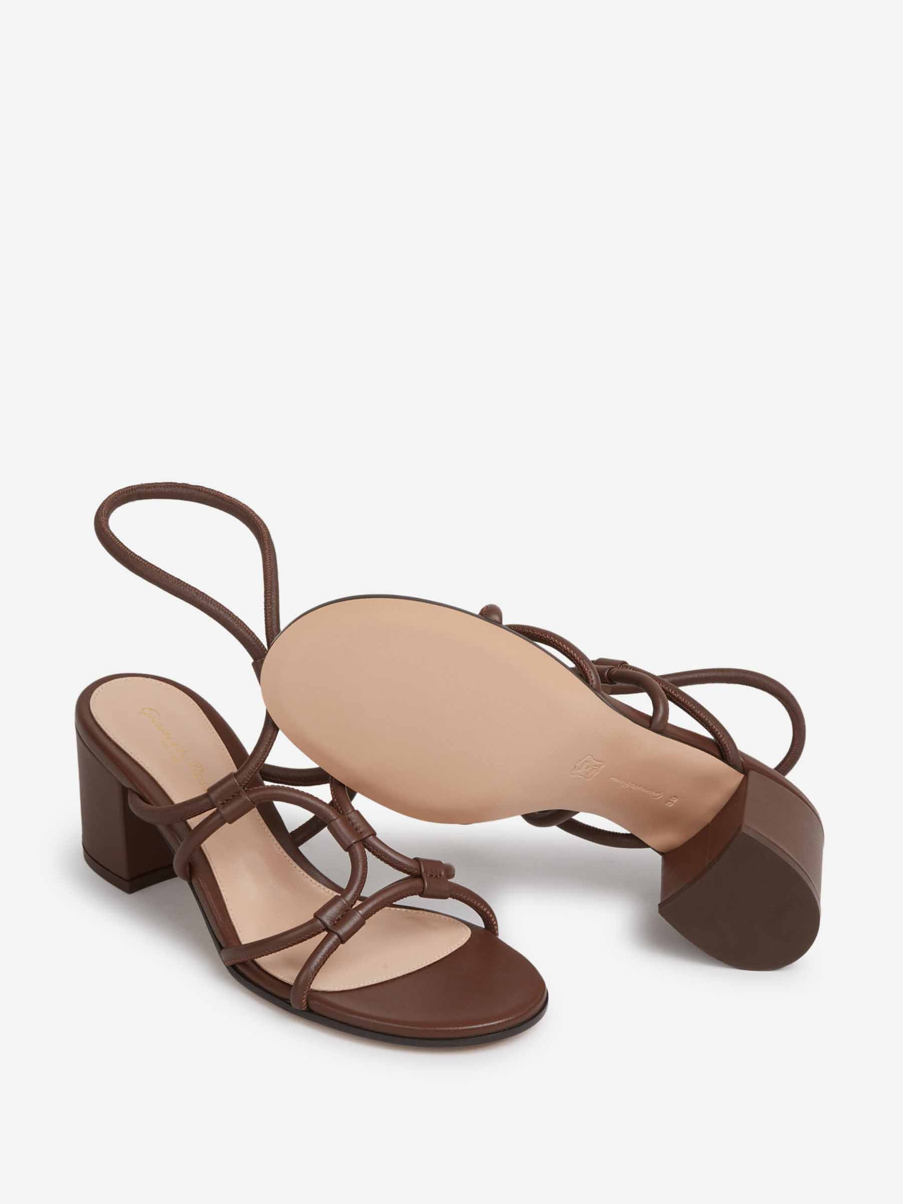 Gianvito Rossi Mujer Barcelona Sandalia Tacón Bajo color Marrón sku 801-000017 01 - Foto 4