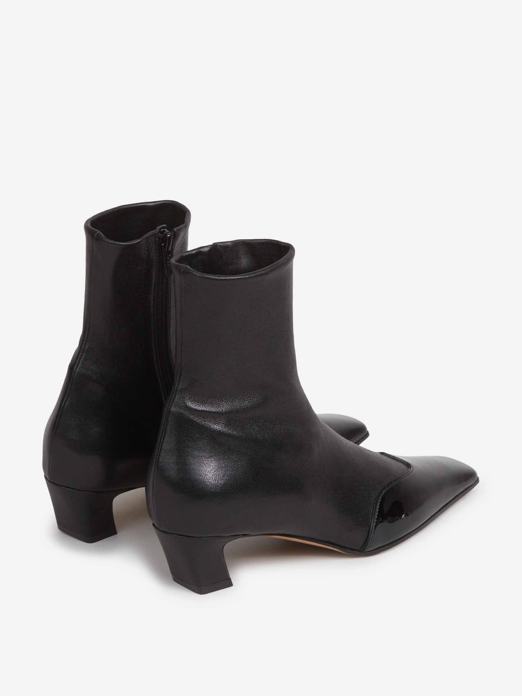 Khaite Mujer Barcelona Botines Nevada color Negro sku 805-000802 01 - Foto 3