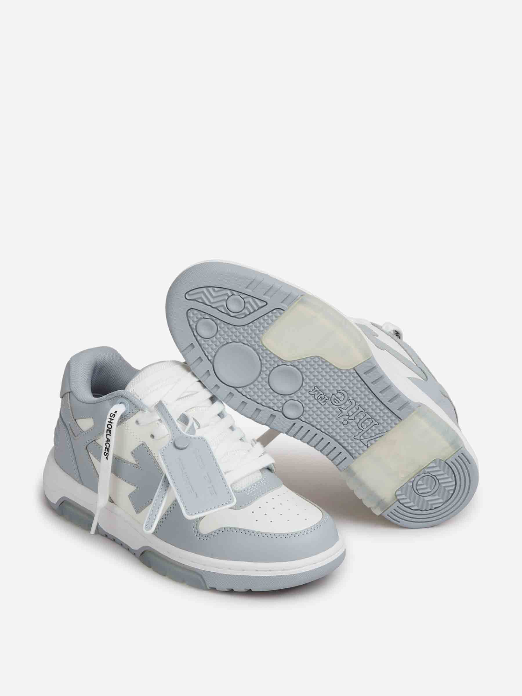 Off-White Mujer Barcelona Sneakers Out of Office color Blanco sku 806-000406 01 - Foto 4