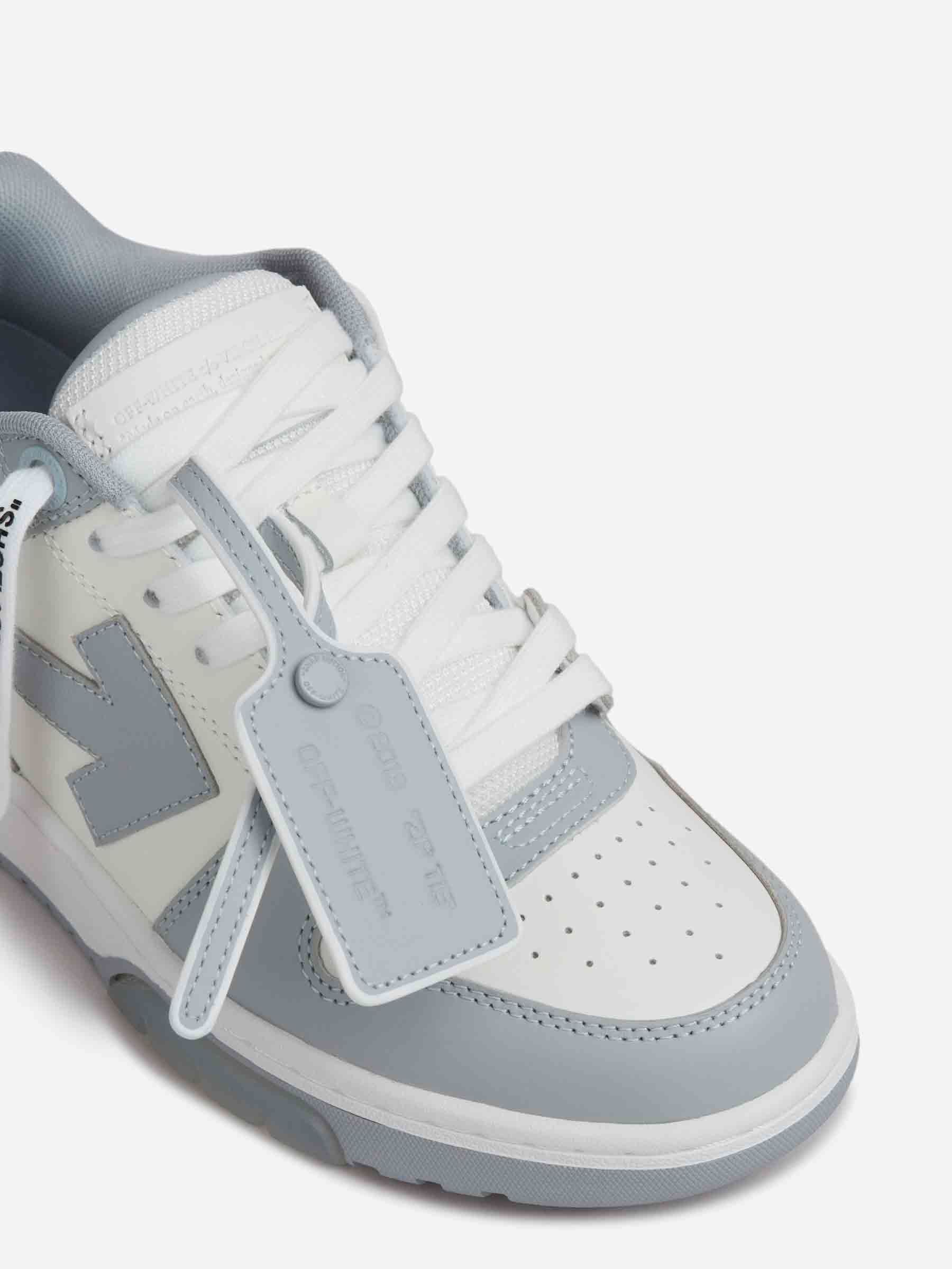 Off-White Mujer Barcelona Sneakers Out of Office color Blanco sku 806-000406 01 - Foto 5