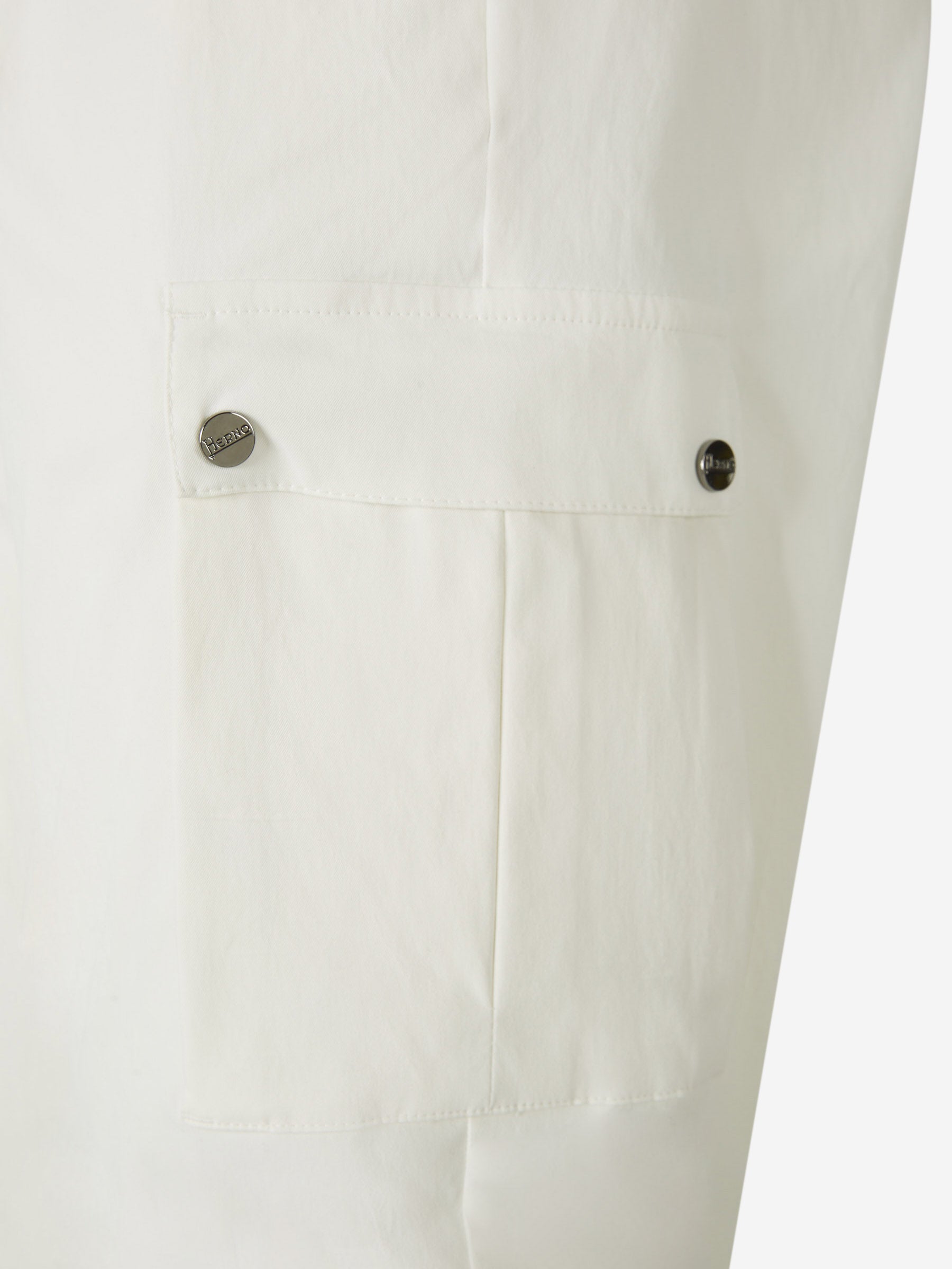 Herno Hombre Barcelona Pantalones Cargos Técnicos color Blanco sku 521-003062 01 - Foto 5