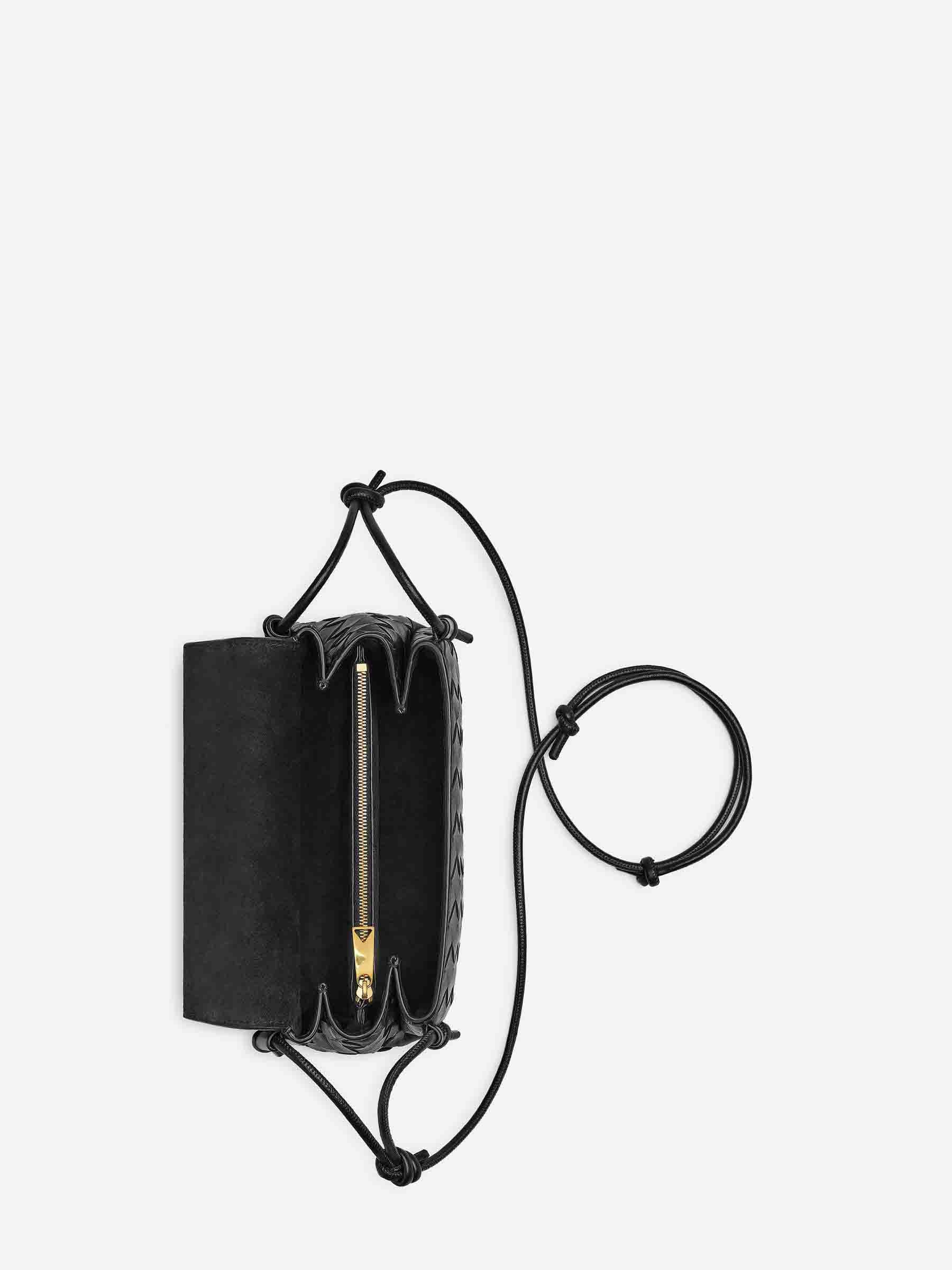 Bottega Veneta Mujer Barcelona Bolso Notturno Mini color Negro sku 811-000003 02 - Foto 3
