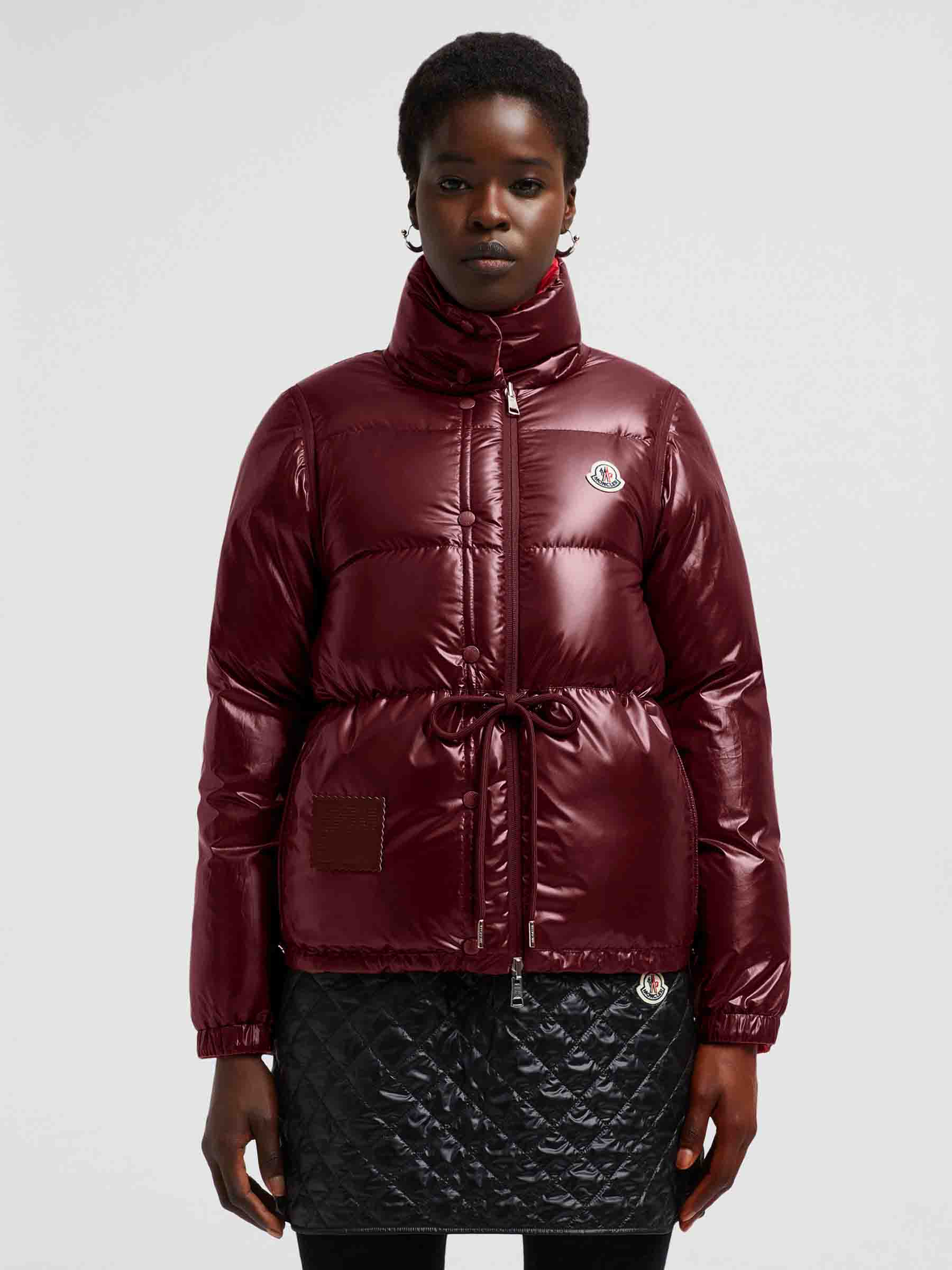 Moncler Verone Mujer Barcelona Chaqueta Acolchada Reversible color Coral sku 774-000506 03 - Foto 7
