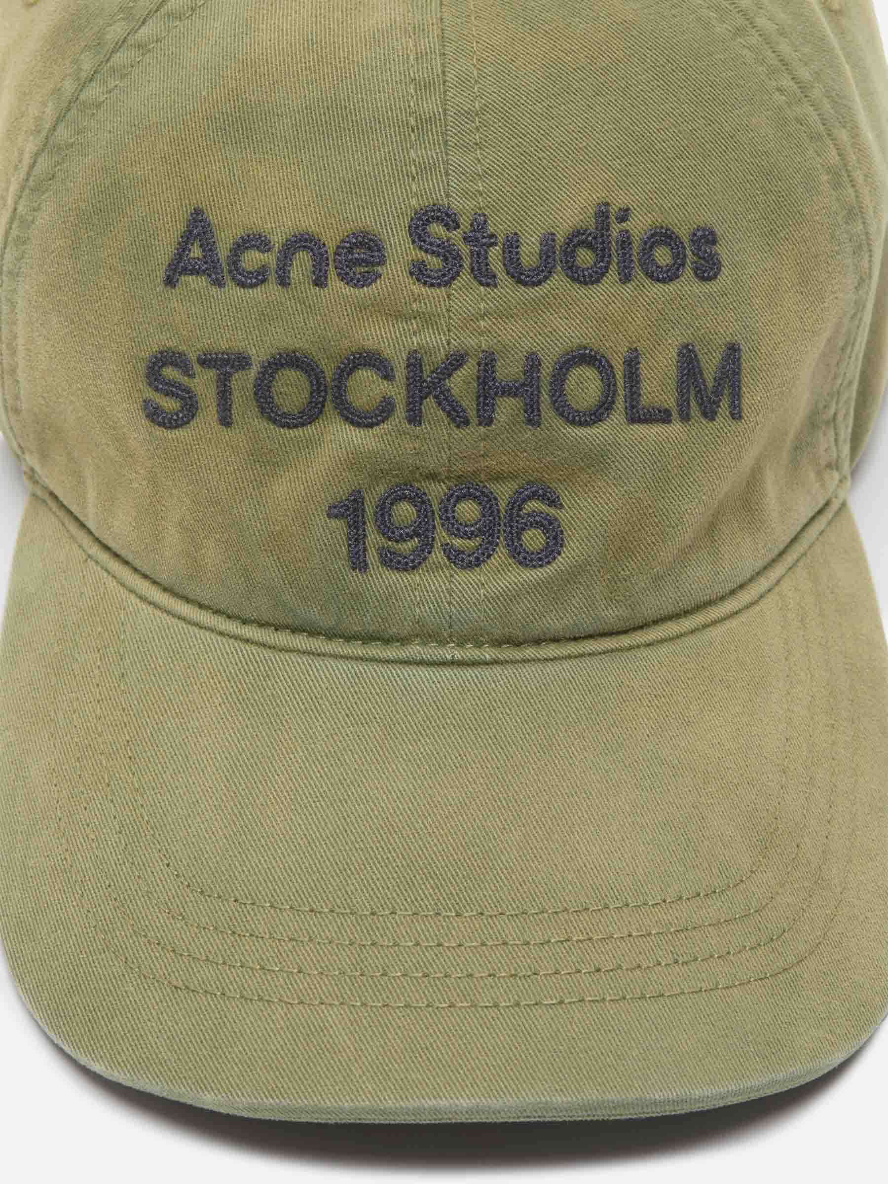 Acne Studios Mujer Barcelona Gorra Logo Bordado color Verde Oscuro sku 845-000007 02 - Foto 2