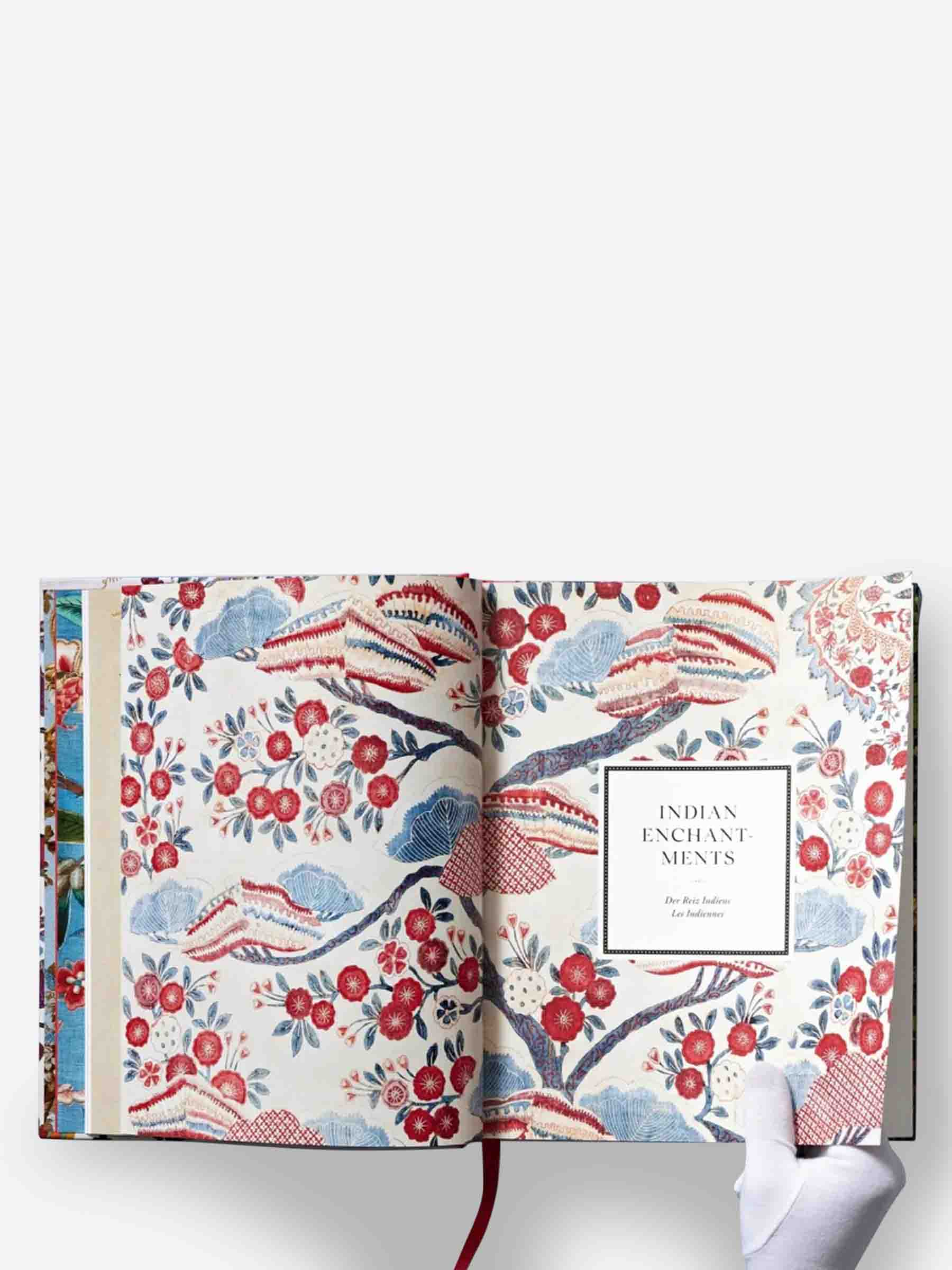 Taschen Mujer Barcelona Libro The Book of Printed Fabrics color Blanco sku 930-000117 01 - Foto 5