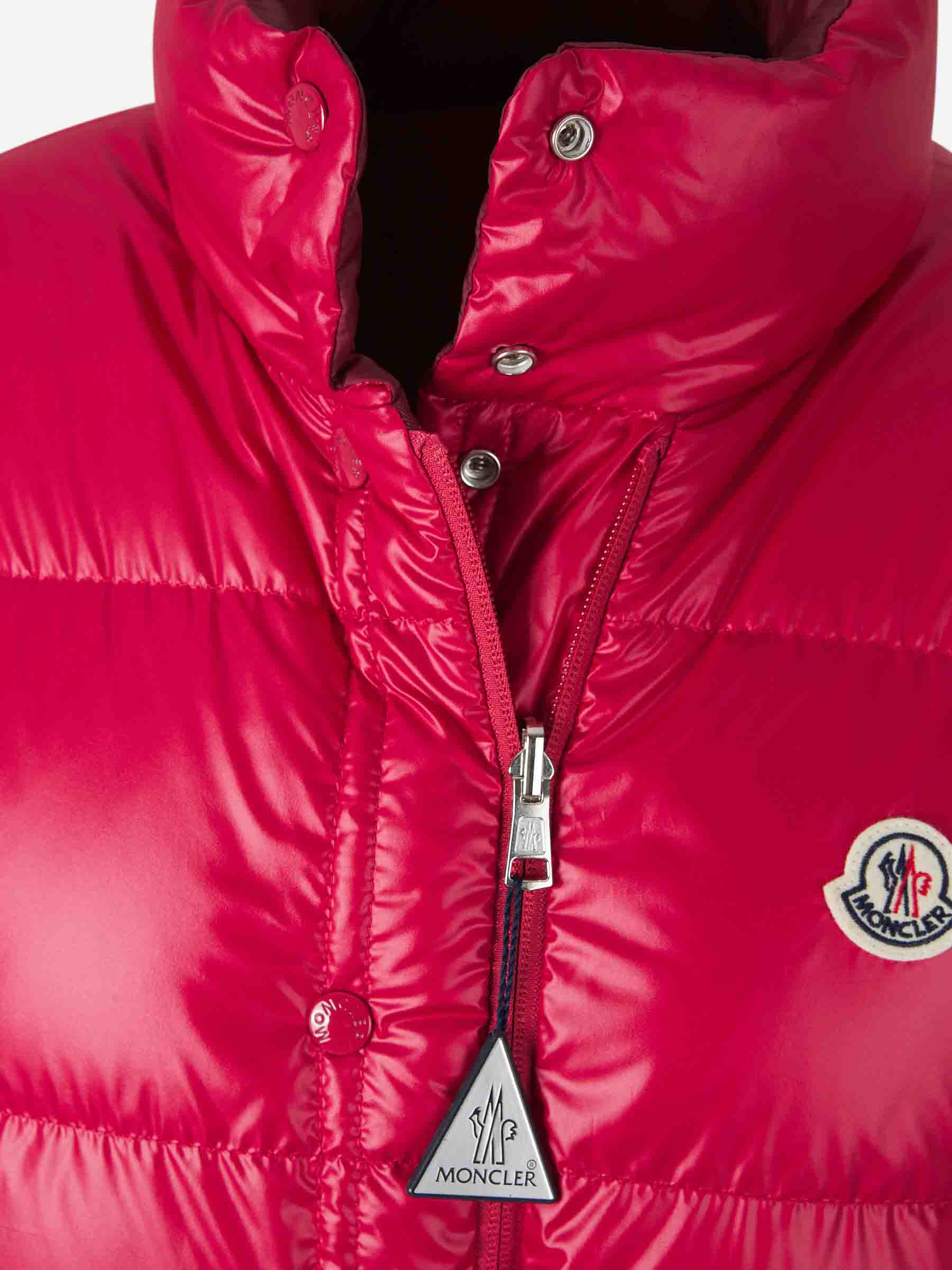 Moncler Verone Mujer Barcelona Chaqueta Acolchada Reversible color Burdeos sku 774-000506 02 - Foto 10