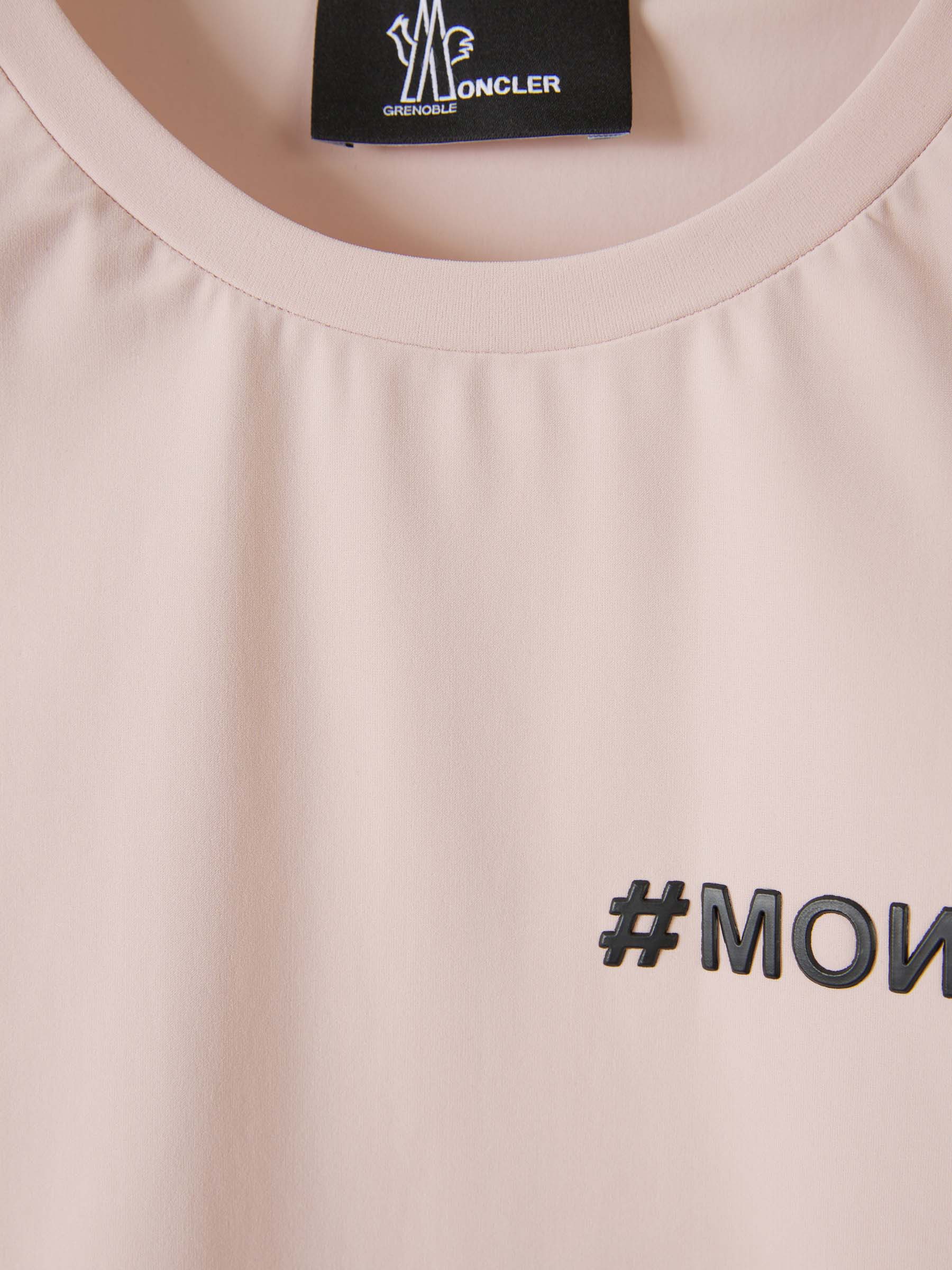Moncler Grenoble Mujer Barcelona Camiseta Técnica Logo color Rosa Palo sku 782-001527 01 - Foto 3