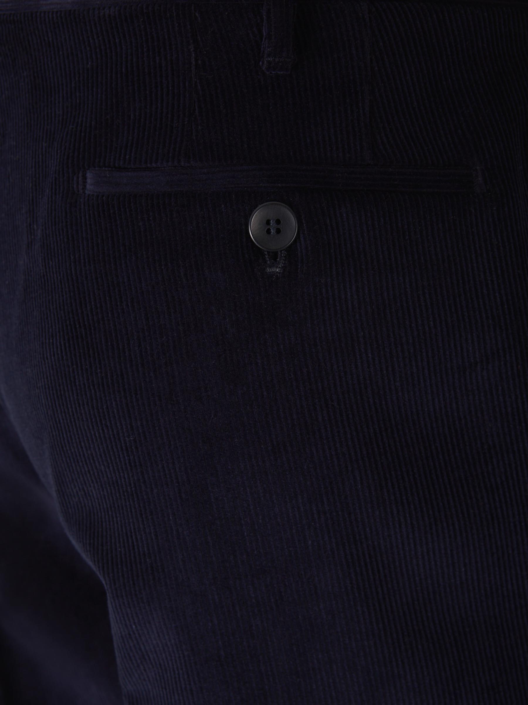 Santa Eulalia Hombre Barcelona Pantalones Pinzas Pana color Azul Noche sku 521-002557 04 - Foto 4